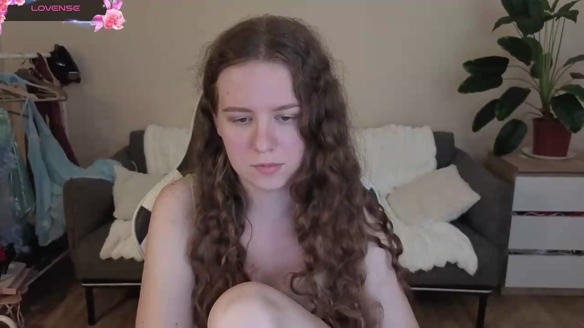 Gallery image thumbnail from BlueFlowerr's myfreecams stream on, 08/29/2026, 18:26 image 5 of 20