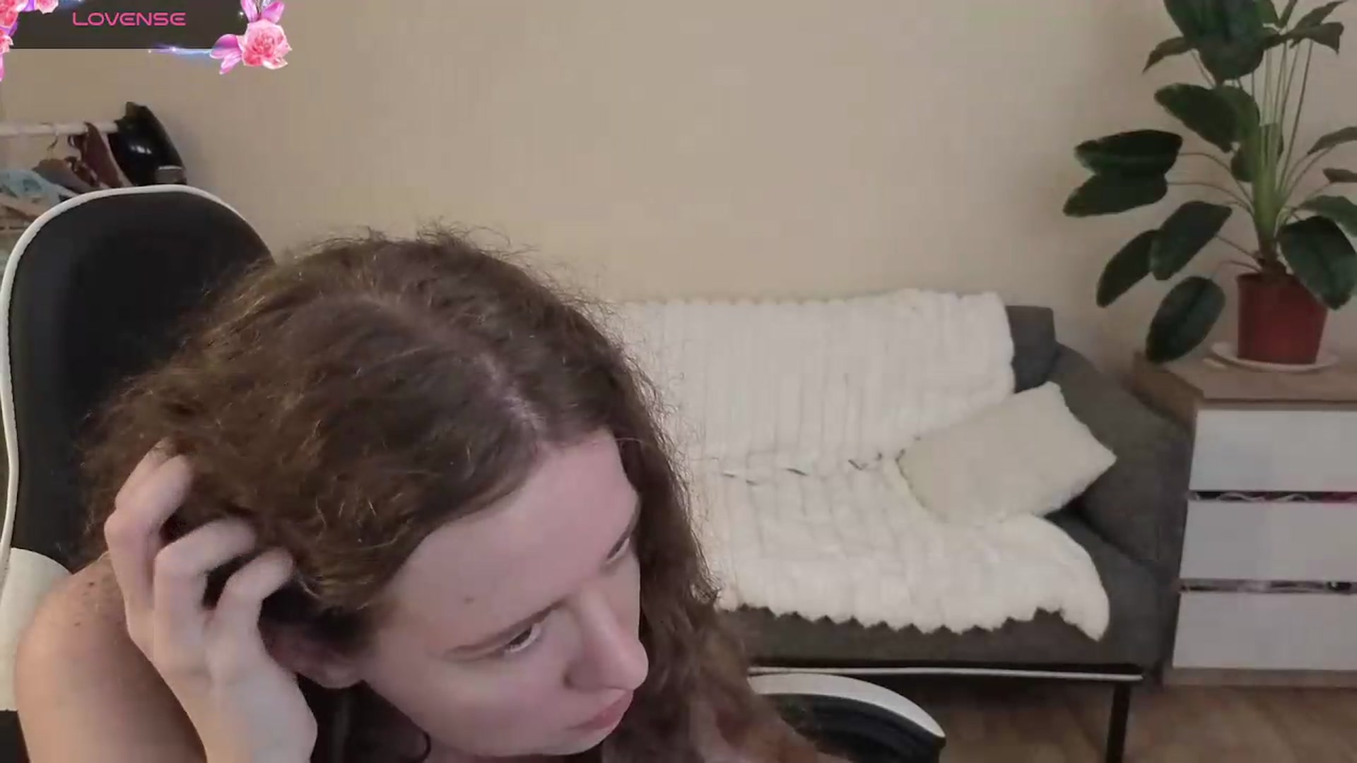 Gallery image thumbnail from BlueFlowerr's myfreecams stream on, 08/29/2026, 18:26 image 13 of 20