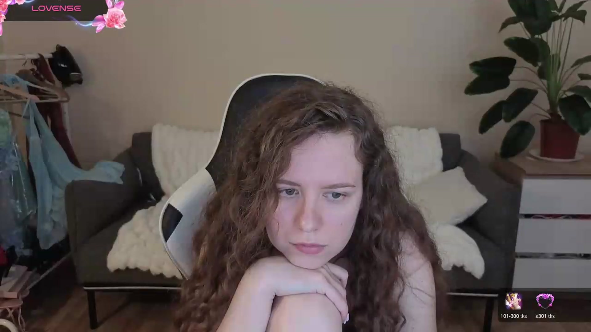 Gallery image thumbnail from BlueFlowerr's myfreecams stream on, 08/29/2026, 19:55 image 2 of 20