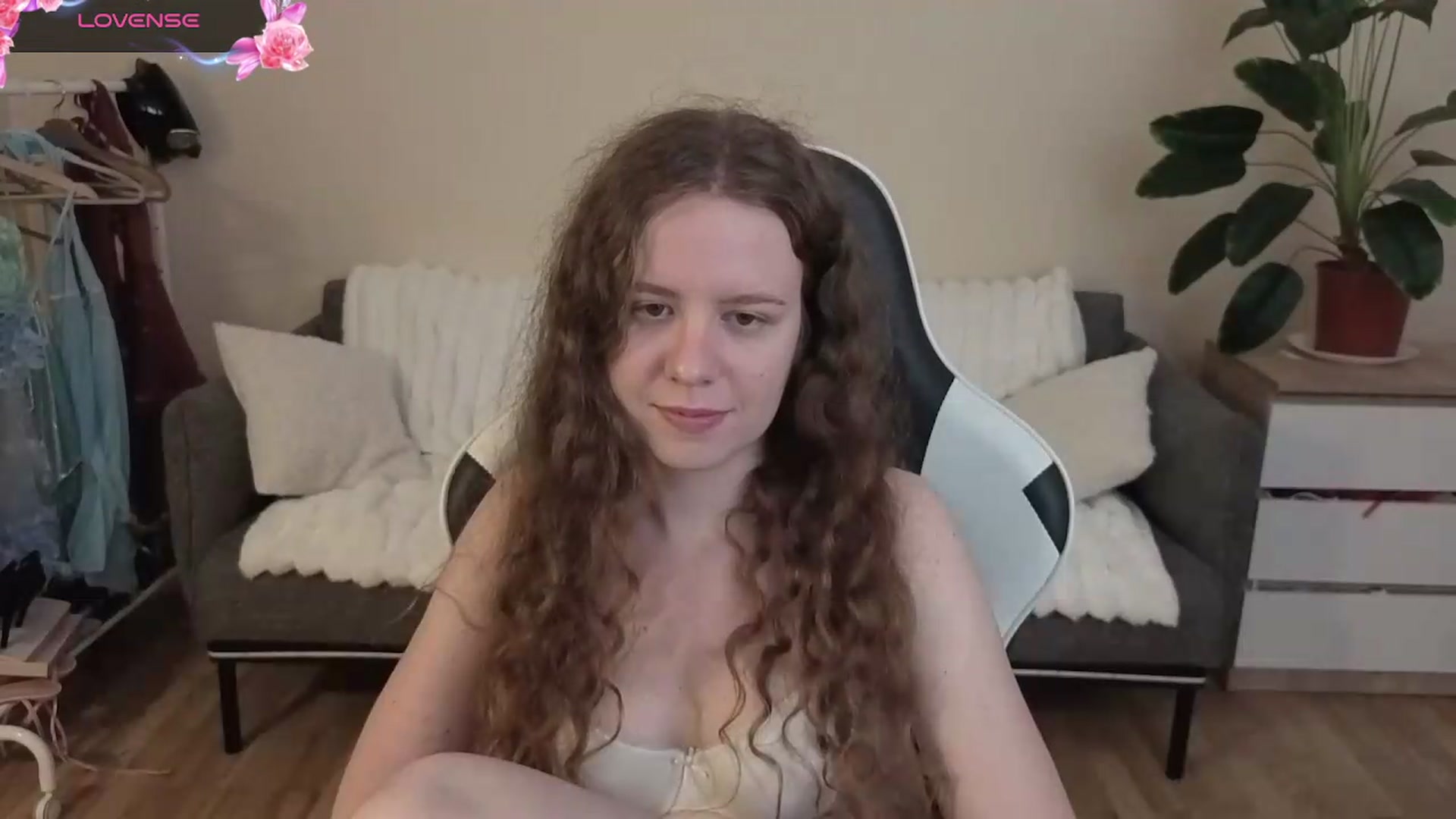 Gallery image thumbnail from BlueFlowerr's myfreecams stream on, 08/30/2026, 24:22 image 2 of 20