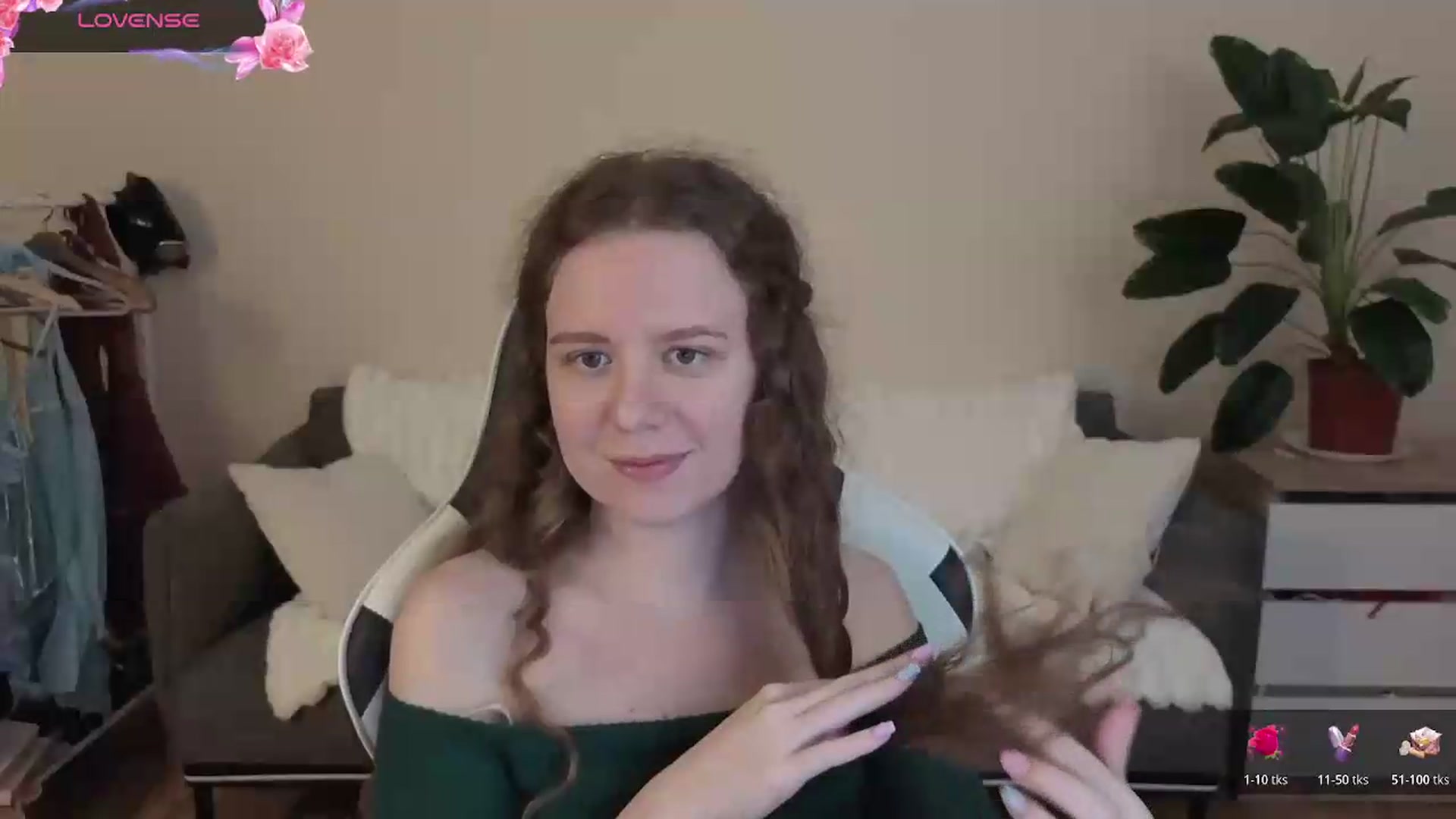 Gallery image thumbnail from BlueFlowerr's myfreecams stream on, 08/30/2026, 19:21 image 20 of 20
