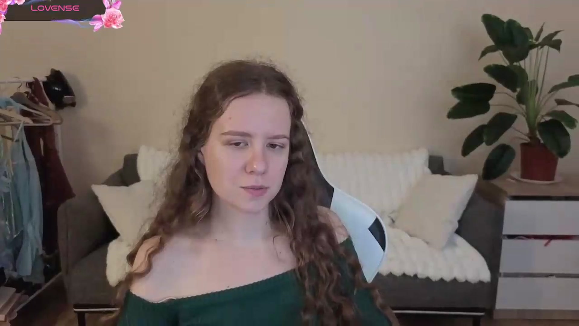 Gallery image thumbnail from BlueFlowerr's myfreecams stream on, 08/30/2026, 19:21 image 16 of 20