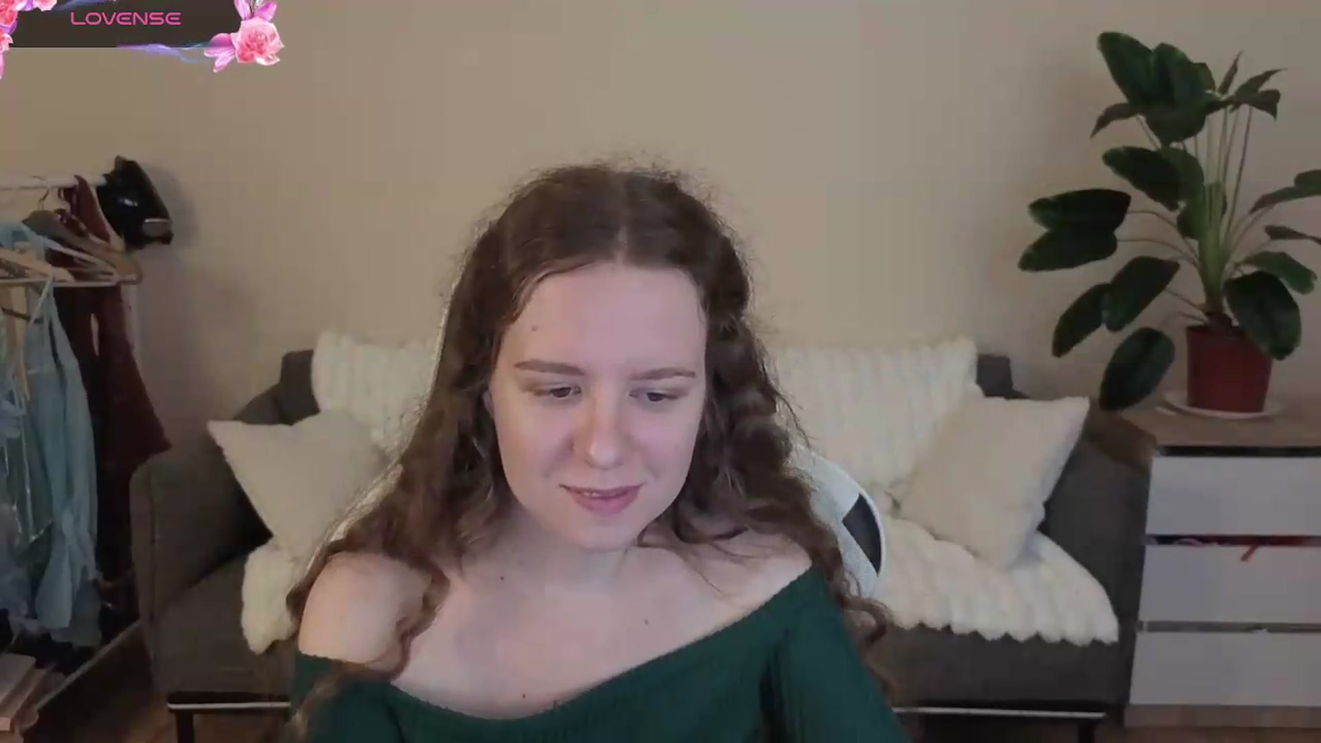 Gallery image thumbnail from BlueFlowerr's myfreecams stream on, 08/30/2026, 19:21 image 18 of 20