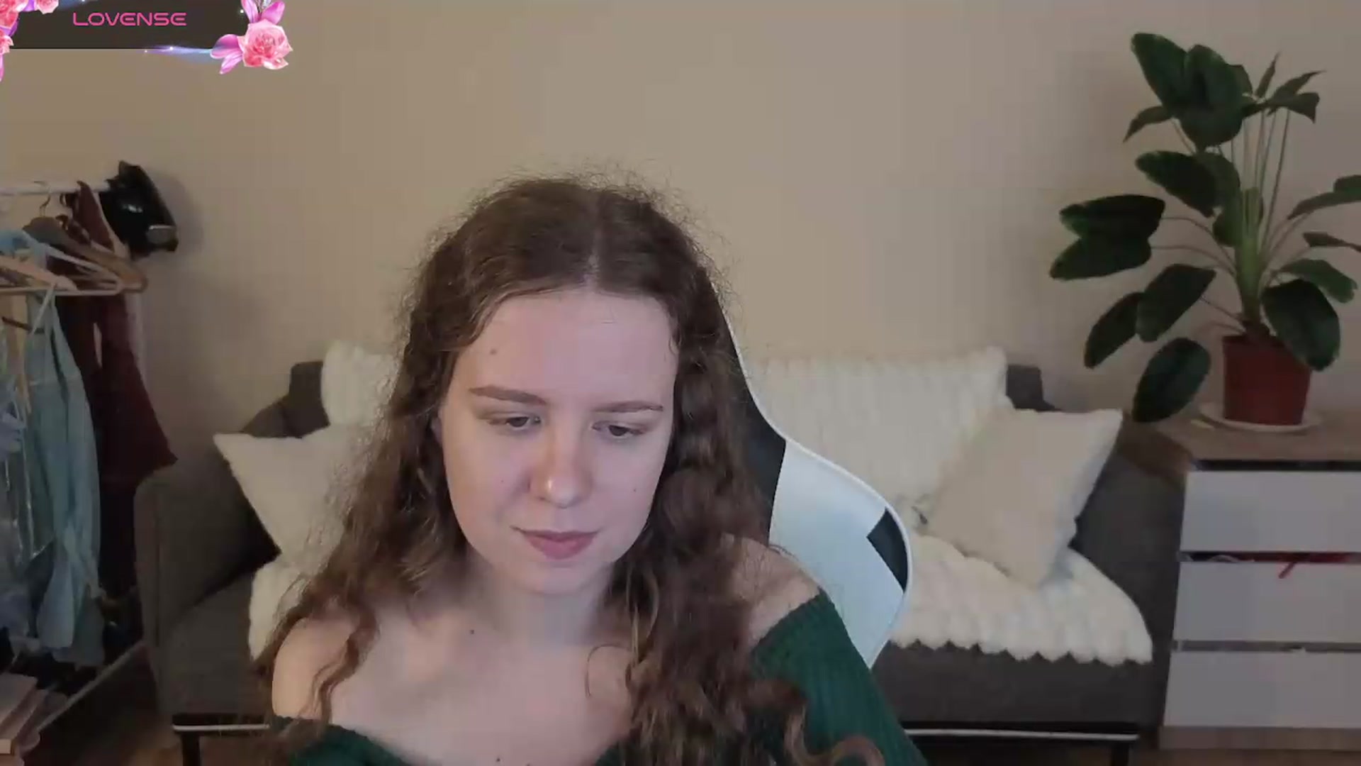 Gallery image thumbnail from BlueFlowerr's myfreecams stream on, 08/30/2026, 19:21 image 17 of 20
