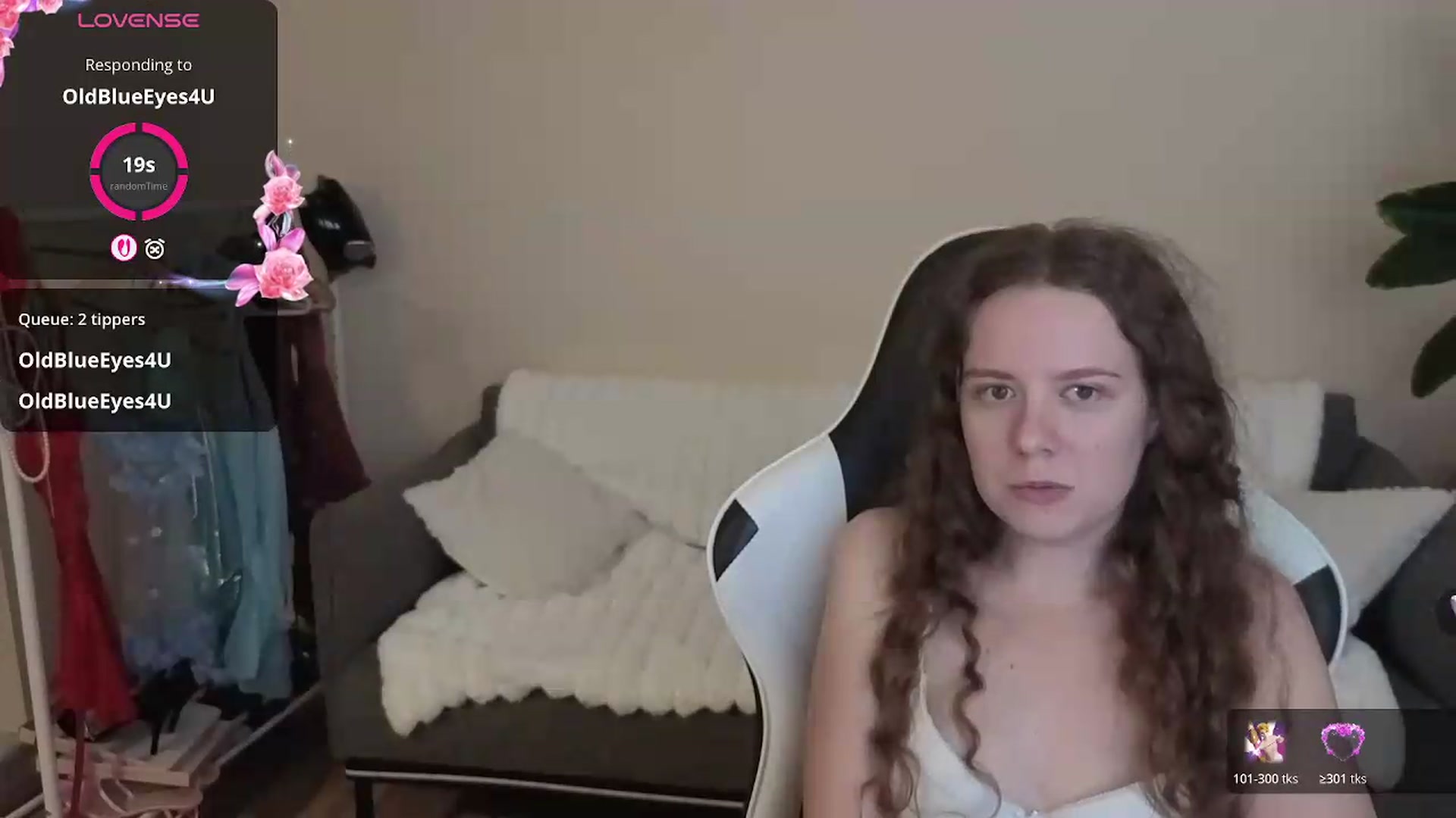 Gallery image thumbnail from BlueFlowerr's myfreecams stream on, 08/30/2026, 22:39 image 11 of 20