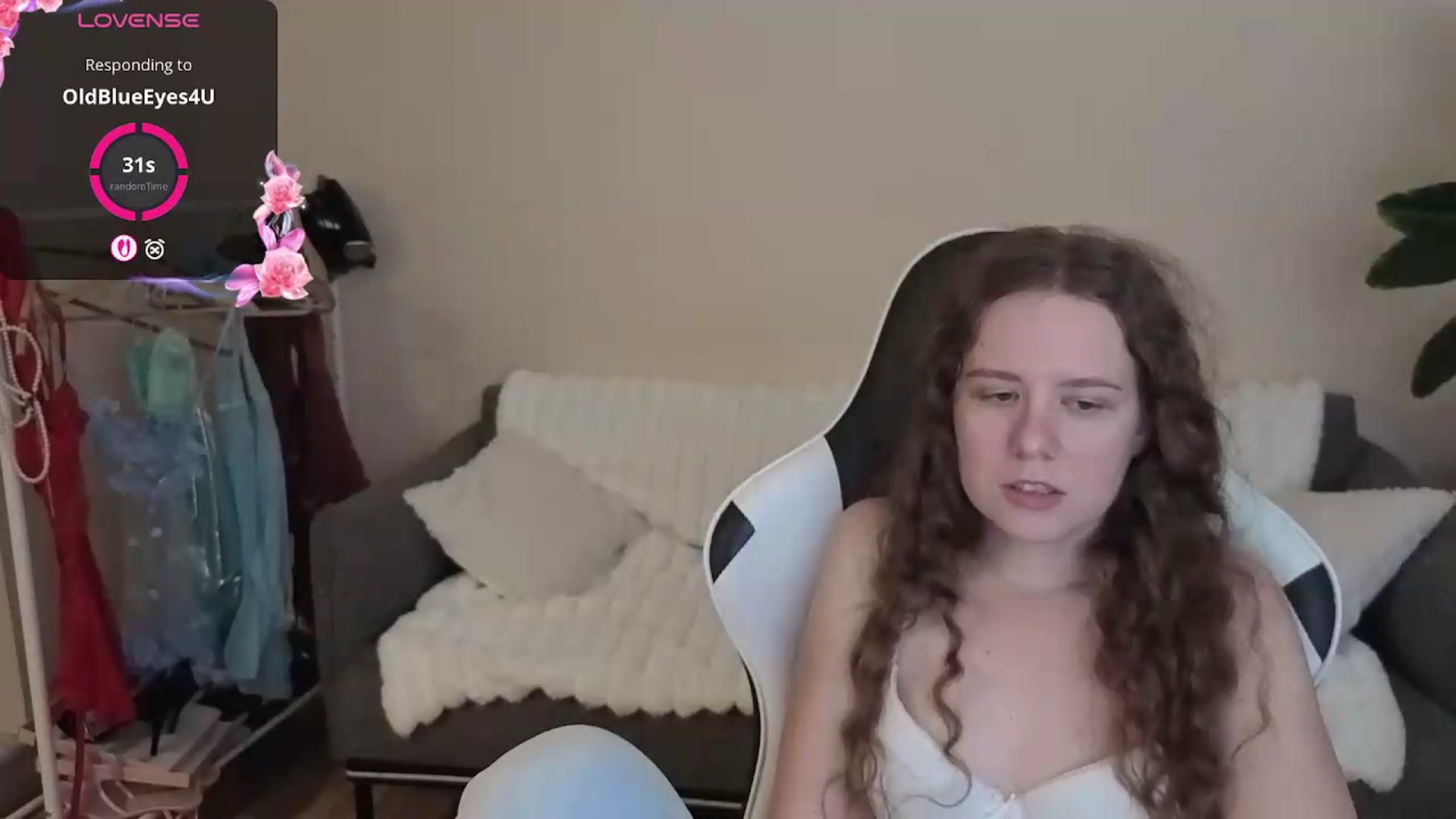Gallery image thumbnail from BlueFlowerr's myfreecams stream on, 08/30/2026, 22:39 image 12 of 20