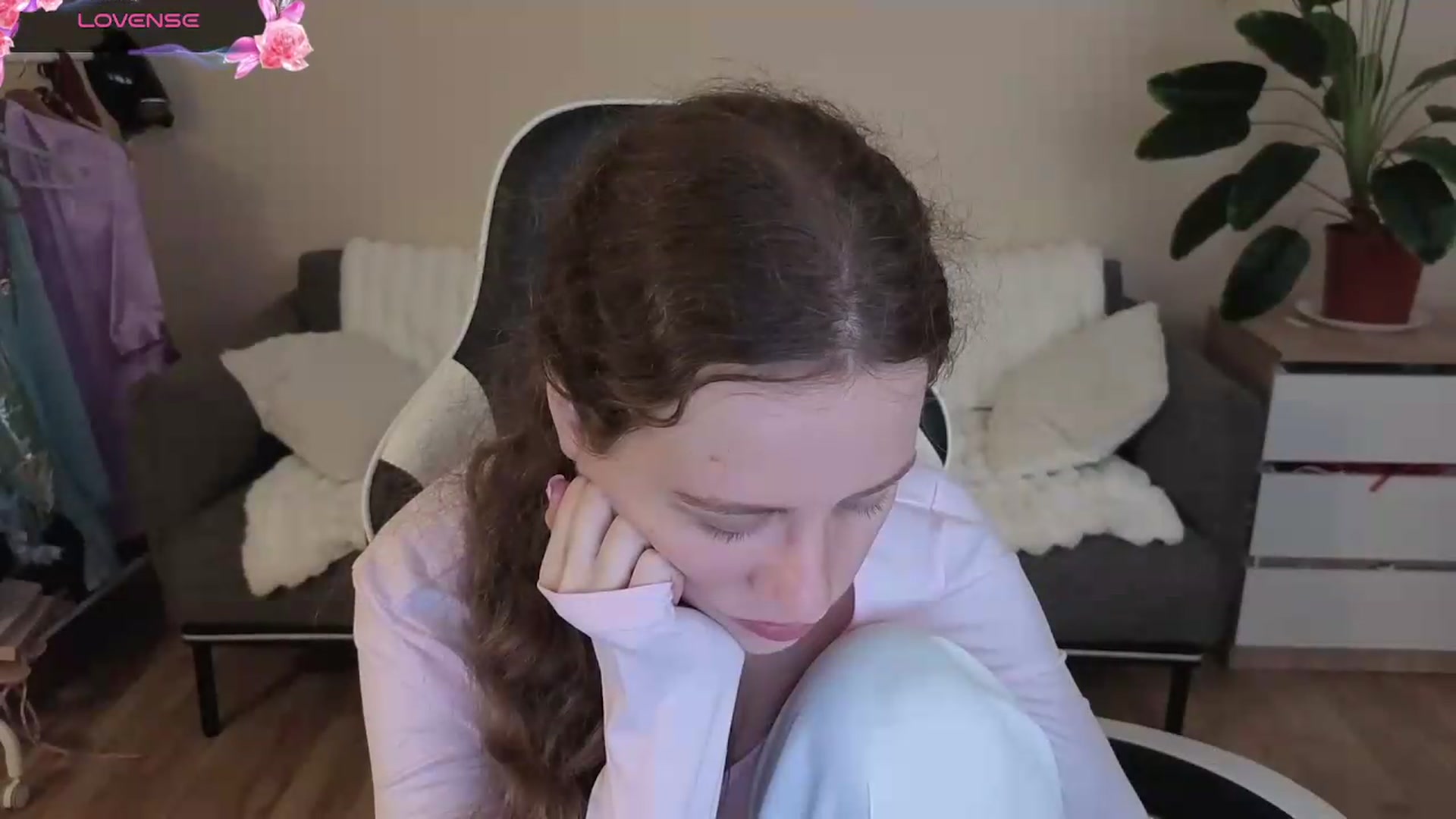 Gallery image thumbnail from BlueFlowerr's myfreecams stream on, 08/31/2026, 19:55 image 2 of 20