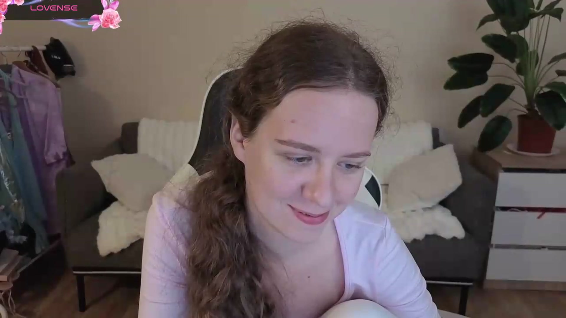 Gallery image thumbnail from BlueFlowerr's myfreecams stream on, 08/31/2026, 21:03 image 2 of 20
