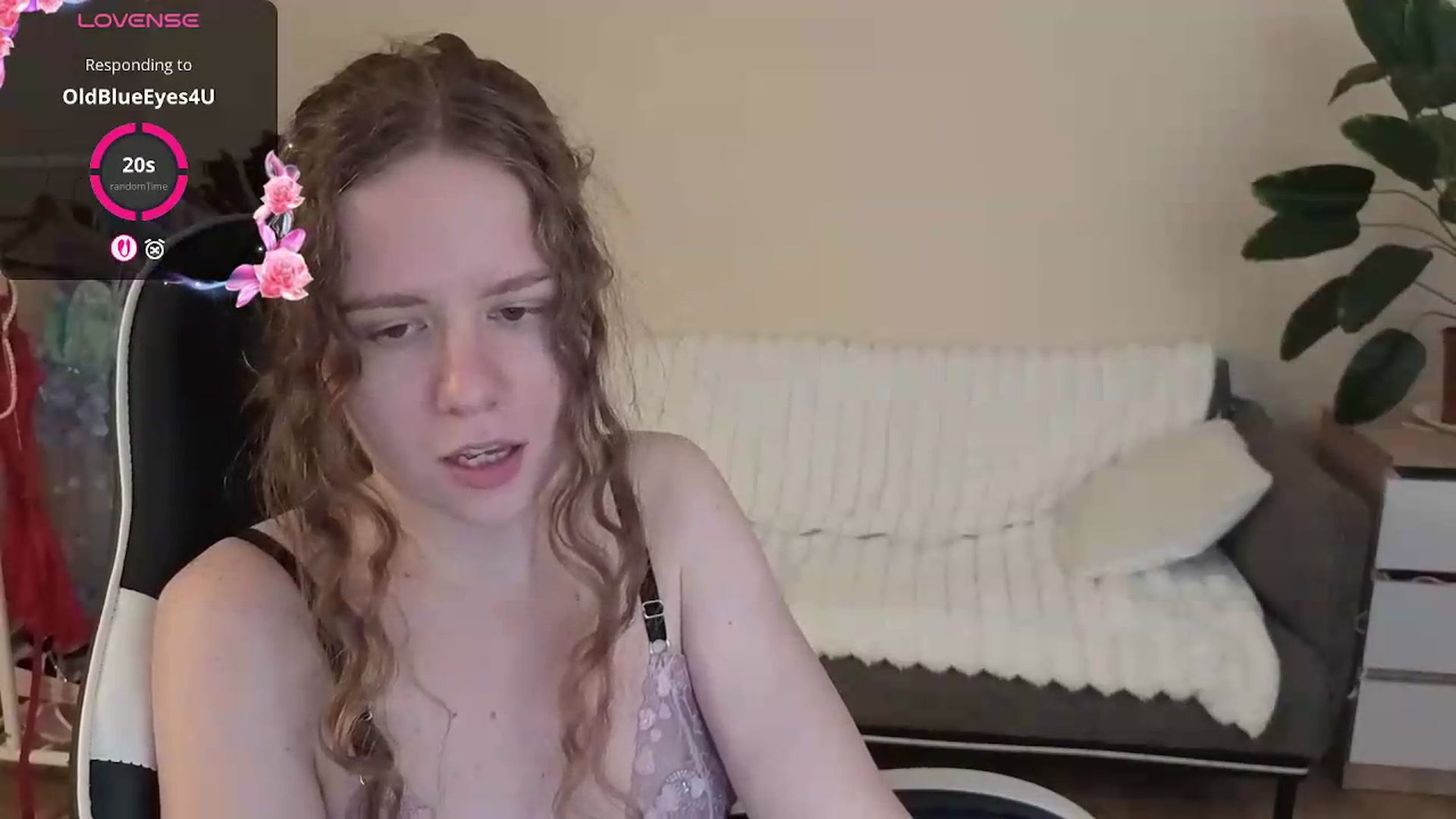 Gallery image thumbnail from BlueFlowerr's myfreecams stream on, 09/01/2026, 21:03 image 11 of 20