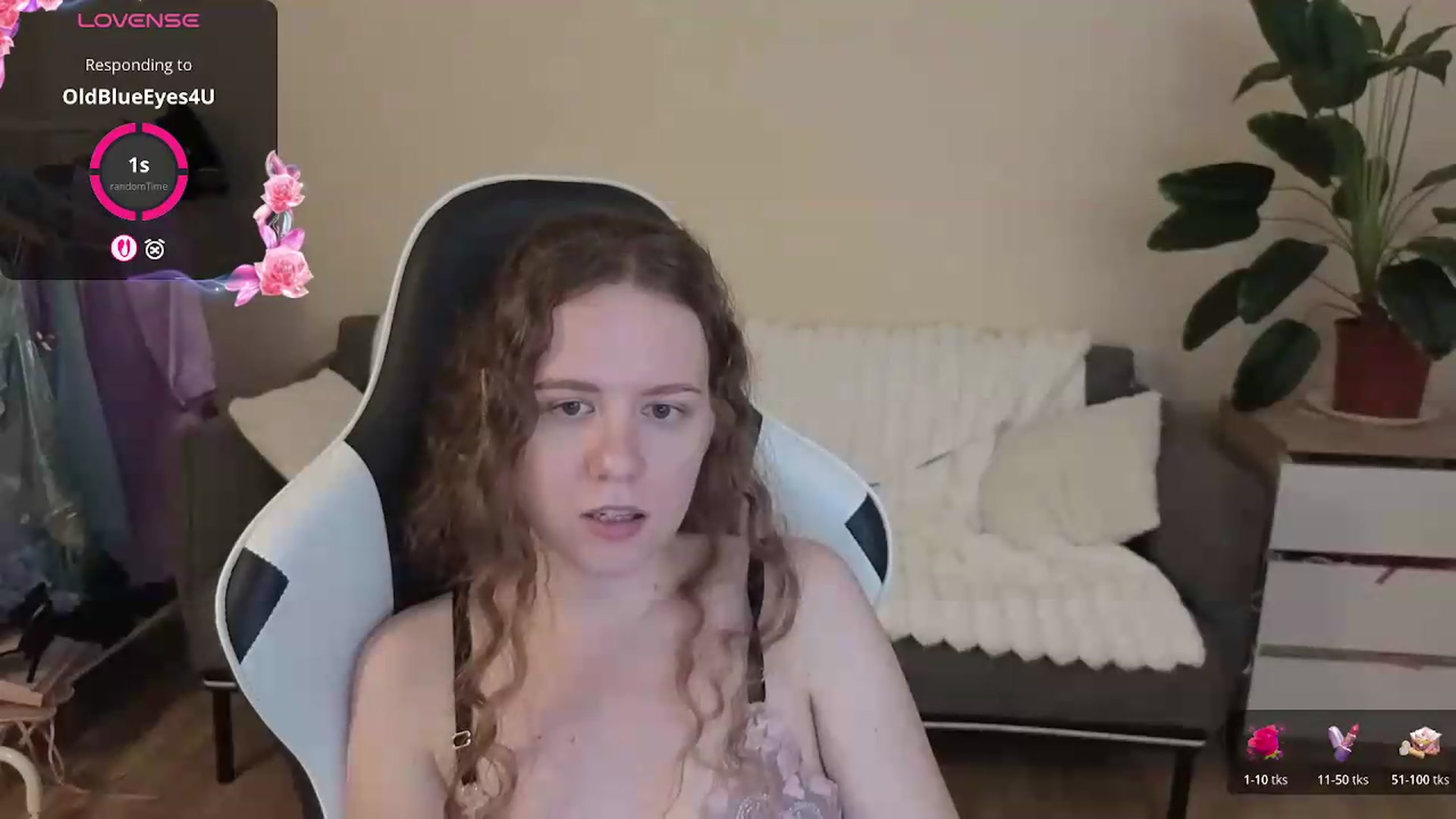 Gallery image thumbnail from BlueFlowerr's myfreecams stream on, 09/01/2026, 22:58 image 16 of 20