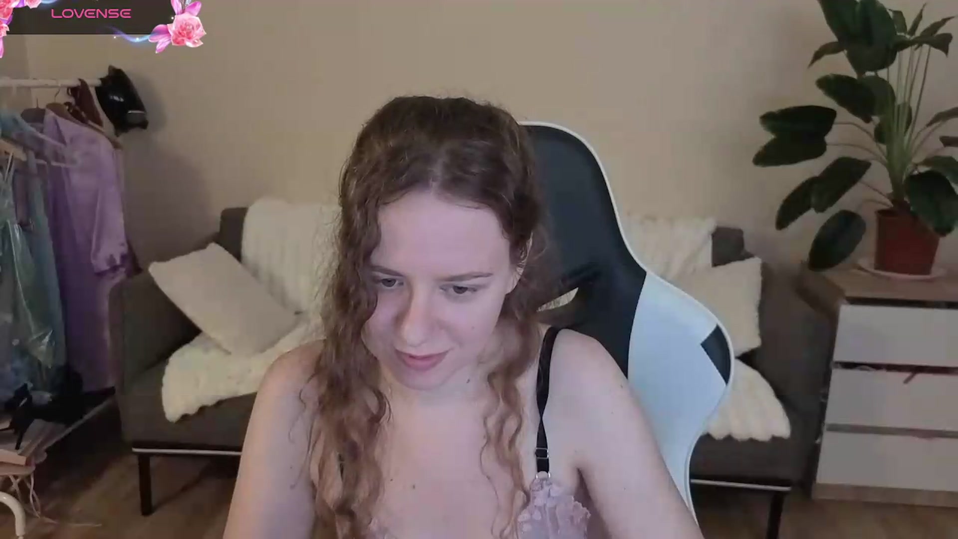 Gallery image thumbnail from BlueFlowerr's myfreecams stream on, 09/01/2026, 22:58 image 2 of 20