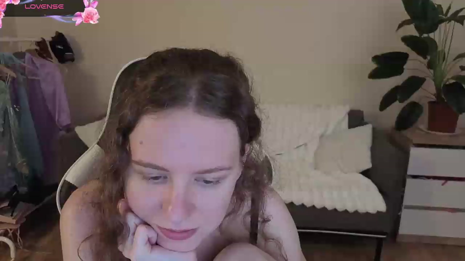 Gallery image thumbnail from BlueFlowerr's myfreecams stream on, 09/01/2026, 23:50 image 16 of 20