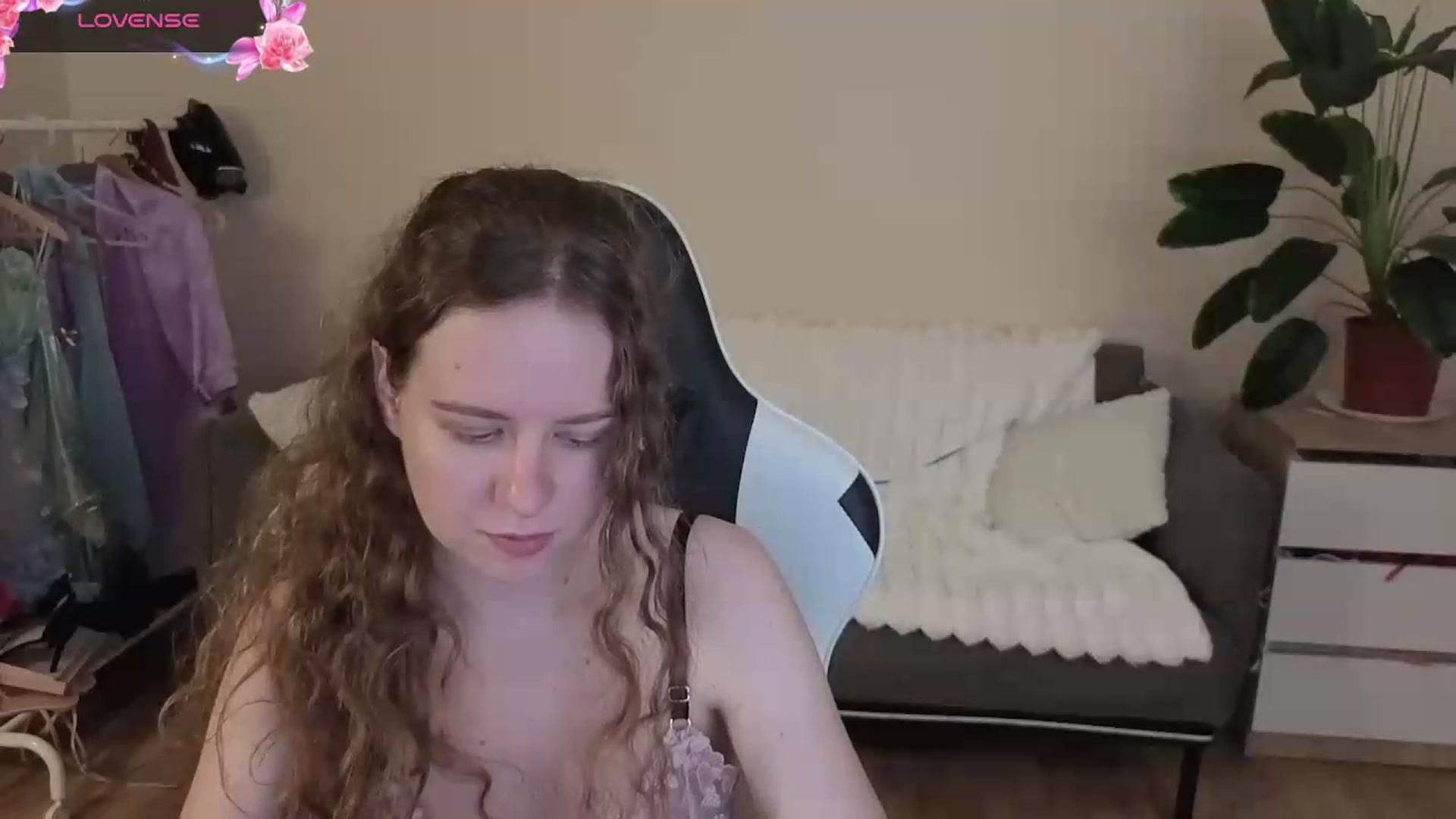 Gallery image thumbnail from BlueFlowerr's myfreecams stream on, 09/02/2026, 24:39 image 7 of 20