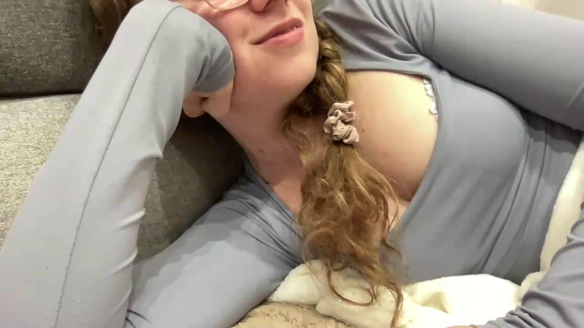 Gallery image thumbnail from BlueFlowerr's myfreecams stream on, 09/03/2026, 24:31 image 15 of 20