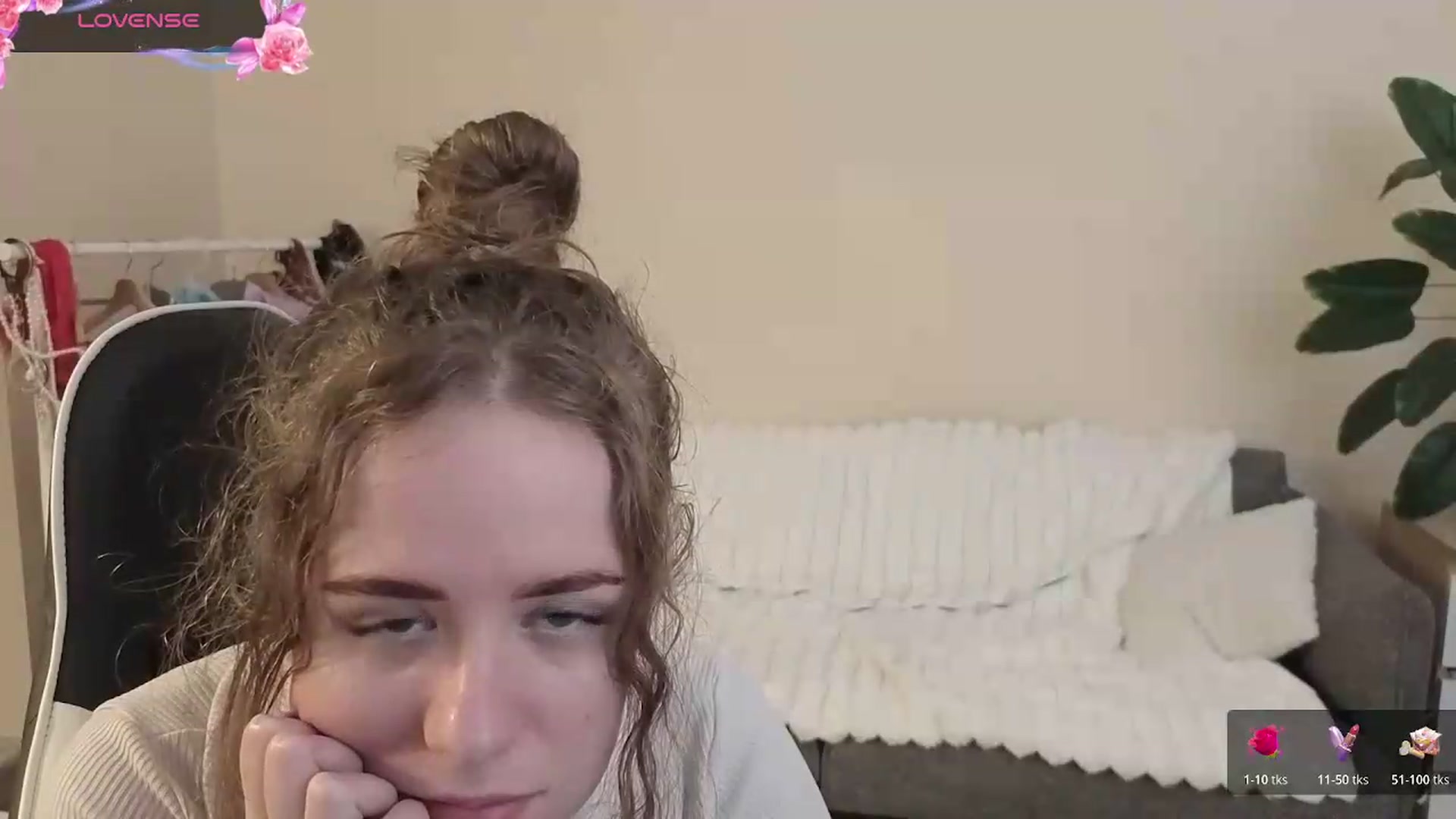 Gallery image thumbnail from BlueFlowerr's myfreecams stream on, 09/03/2026, 20:47 image 3 of 20