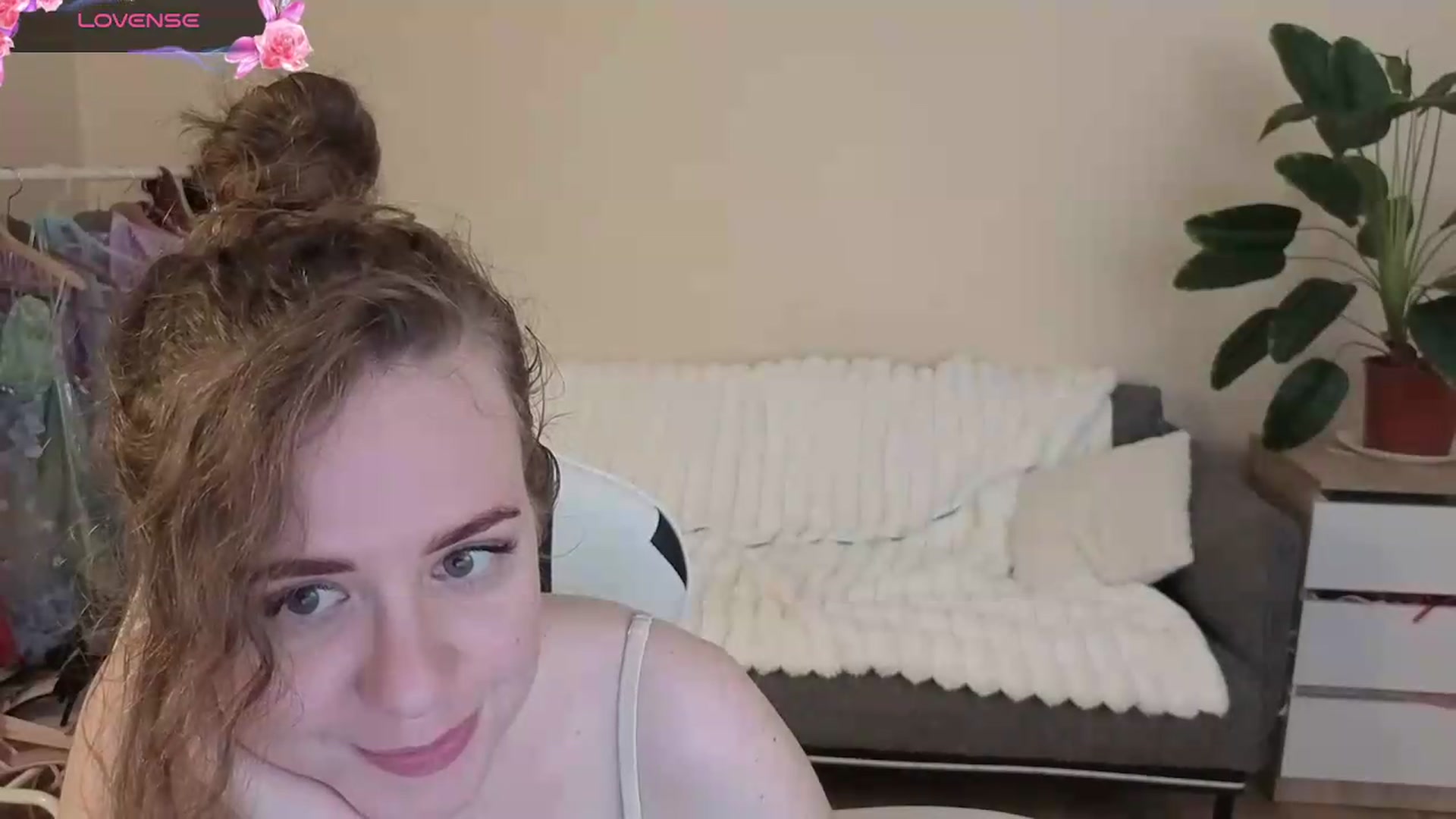 Gallery image thumbnail from BlueFlowerr's myfreecams stream on, 09/03/2026, 22:17 image 8 of 20
