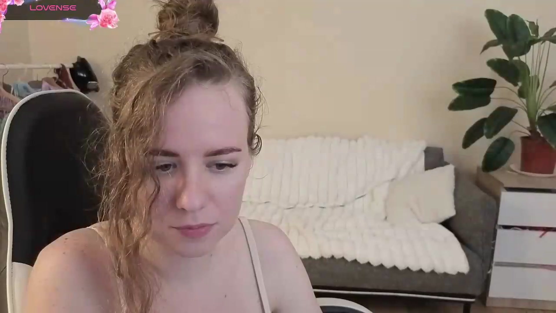 Gallery image thumbnail from BlueFlowerr's myfreecams stream on, 09/03/2026, 22:17 image 7 of 20