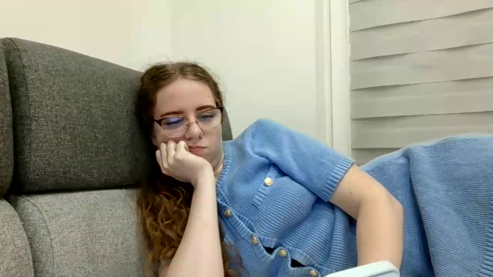Gallery image thumbnail from BlueFlowerr's myfreecams stream on, 09/04/2026, 18:11 image 7 of 20