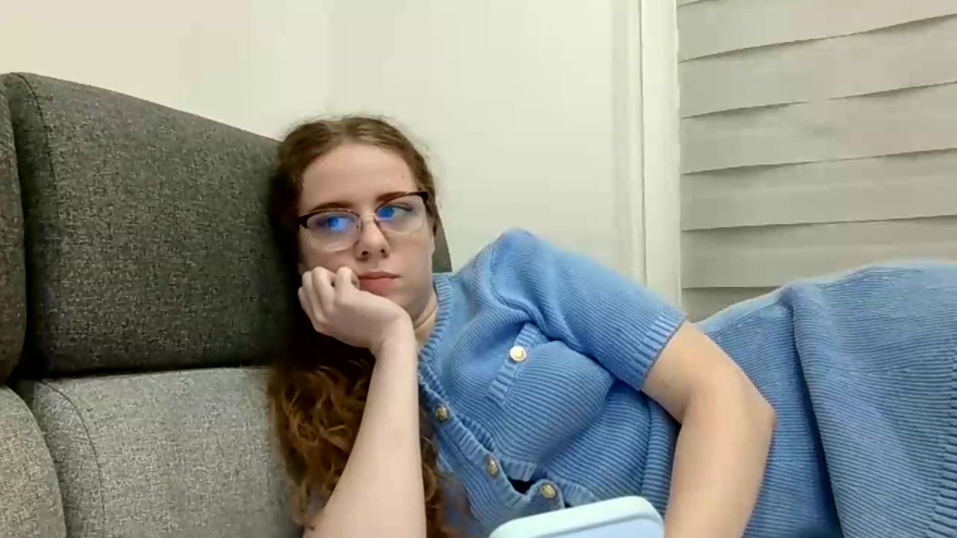 Gallery image thumbnail from BlueFlowerr's myfreecams stream on, 09/04/2026, 18:11 image 6 of 20