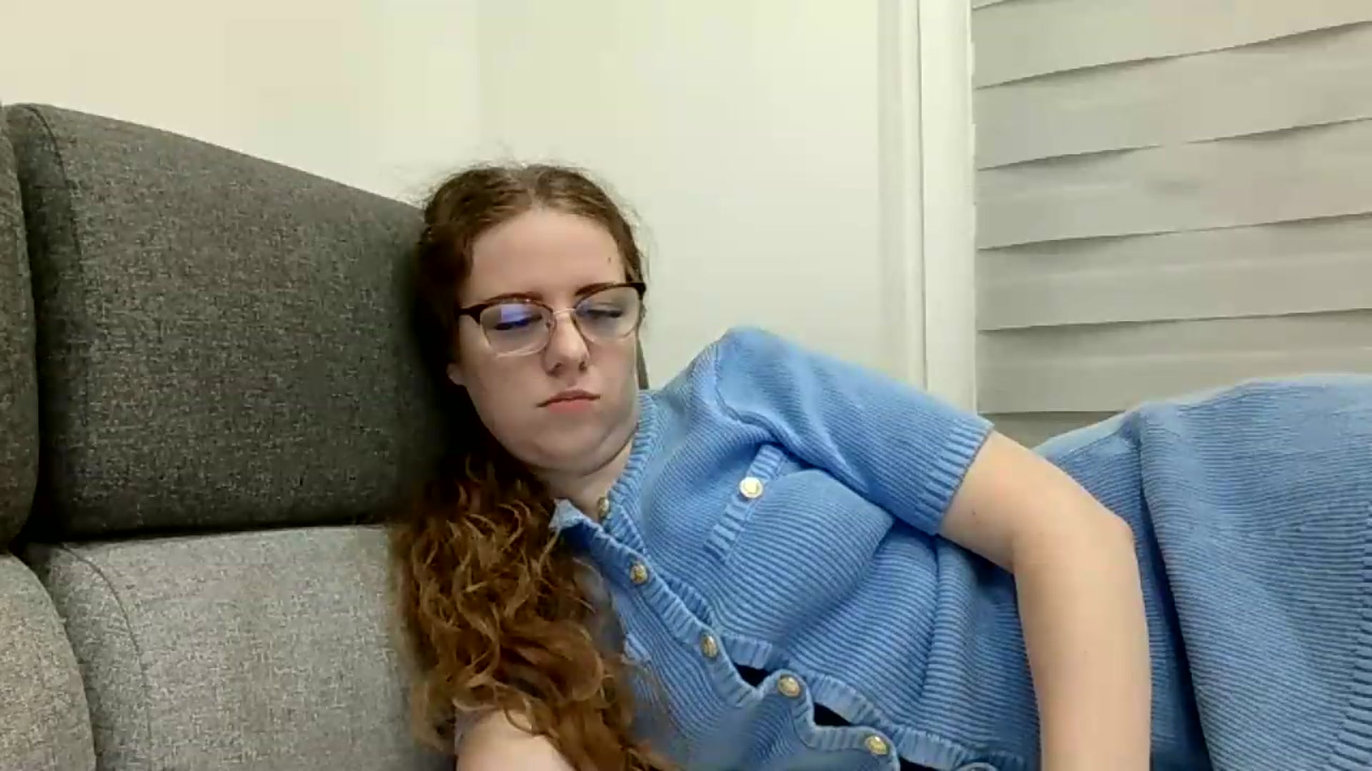 Gallery image thumbnail from BlueFlowerr's myfreecams stream on, 09/04/2026, 18:11 image 5 of 20