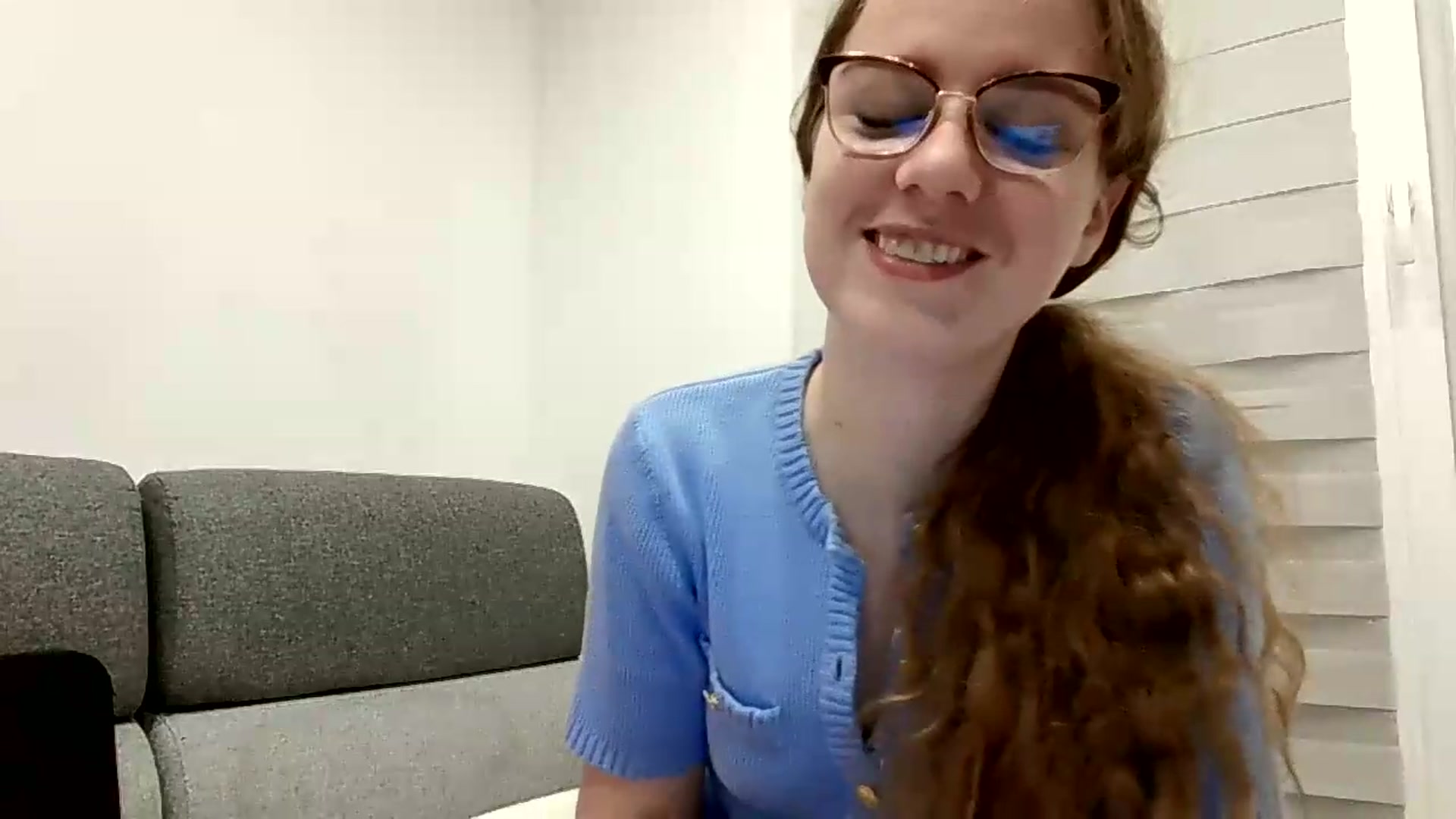 Gallery image thumbnail from BlueFlowerr's myfreecams stream on, 09/05/2026, 24:35 image 19 of 20