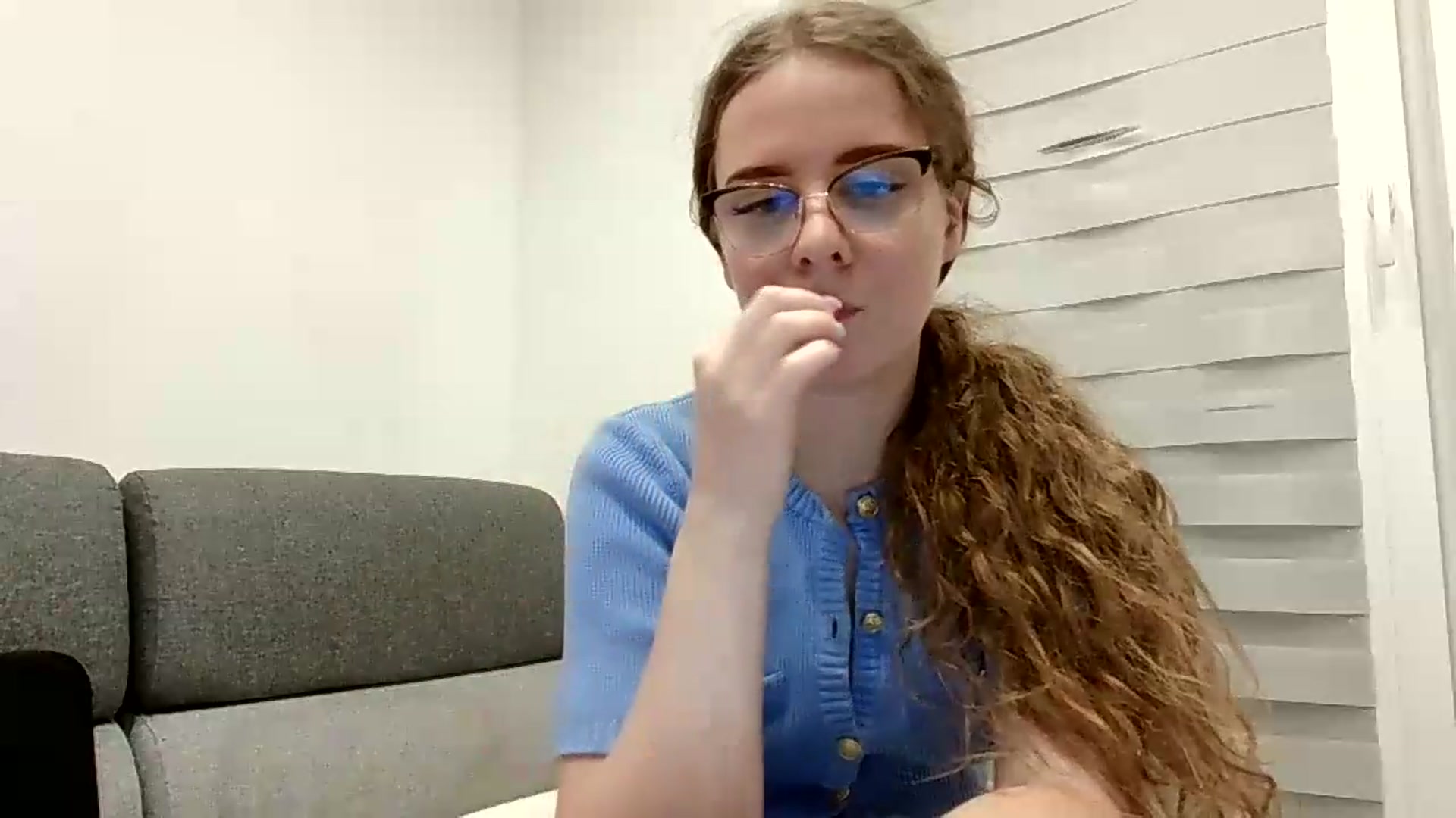 Gallery image thumbnail from BlueFlowerr's myfreecams stream on, 09/05/2026, 24:35 image 18 of 20