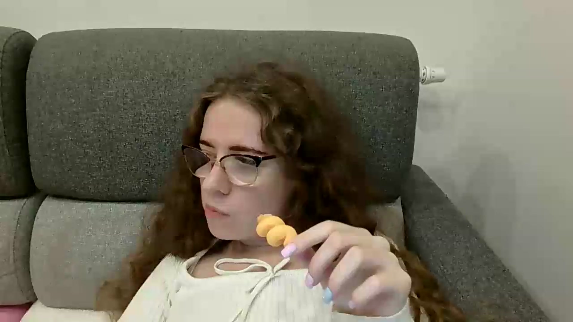 Gallery image thumbnail from BlueFlowerr's myfreecams stream on, 09/05/2026, 18:18 image 7 of 20