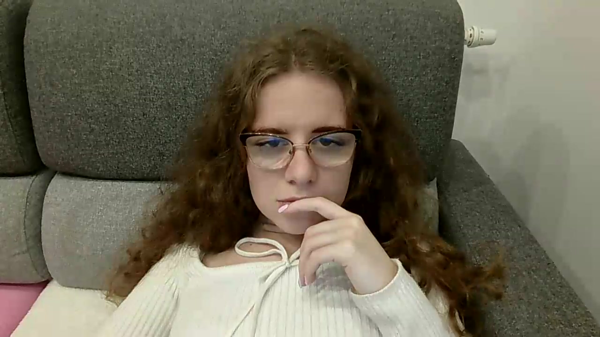 Gallery image thumbnail from BlueFlowerr's myfreecams stream on, 09/05/2026, 18:18 image 2 of 20