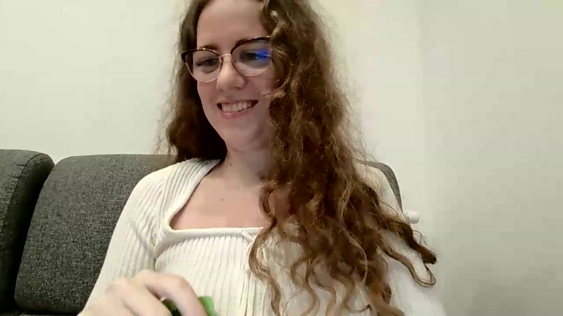 Gallery image thumbnail from BlueFlowerr's myfreecams stream on, 09/05/2026, 23:13 image 18 of 20