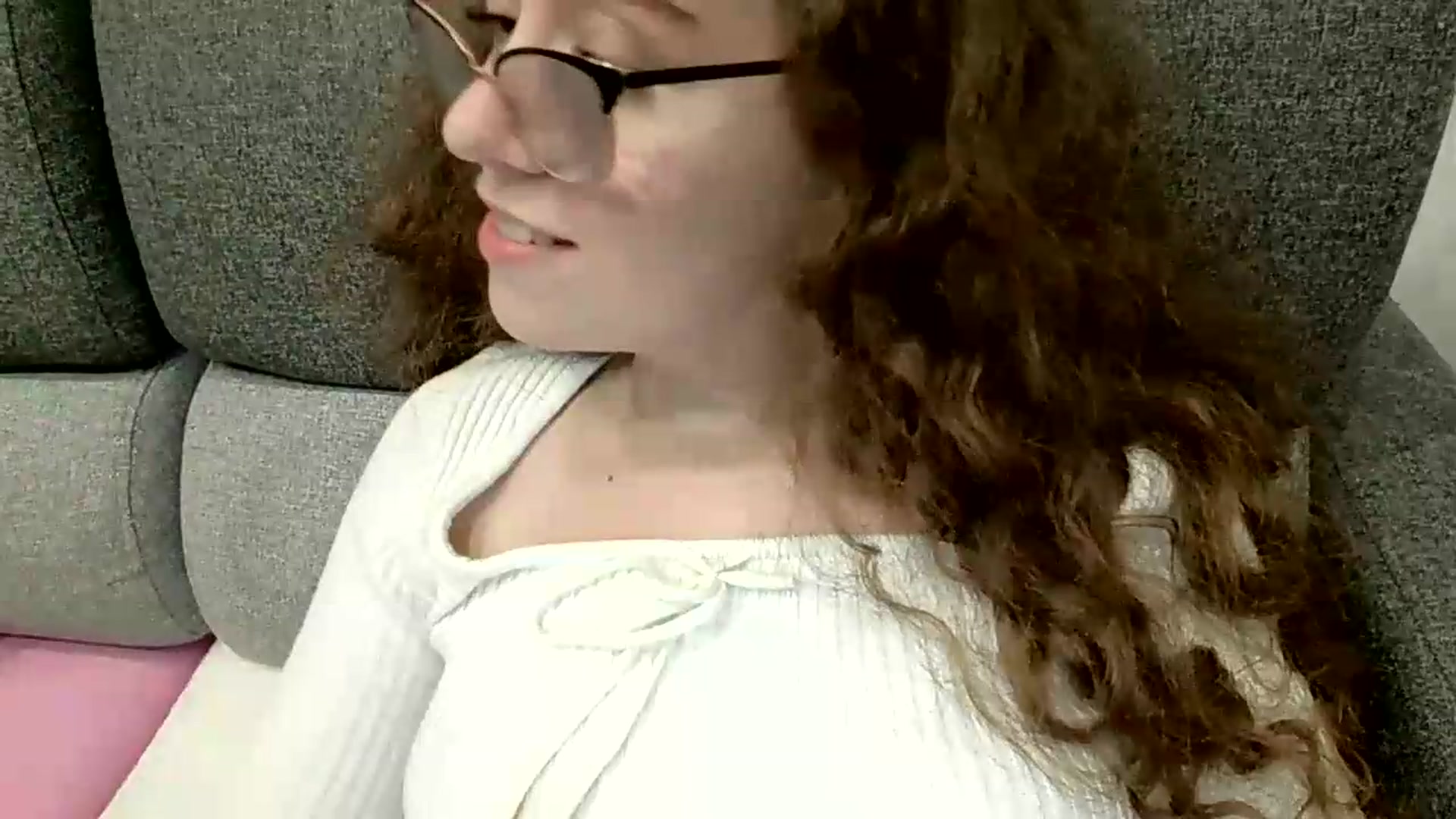 Gallery image thumbnail from BlueFlowerr's myfreecams stream on, 09/05/2026, 23:43 image 18 of 20