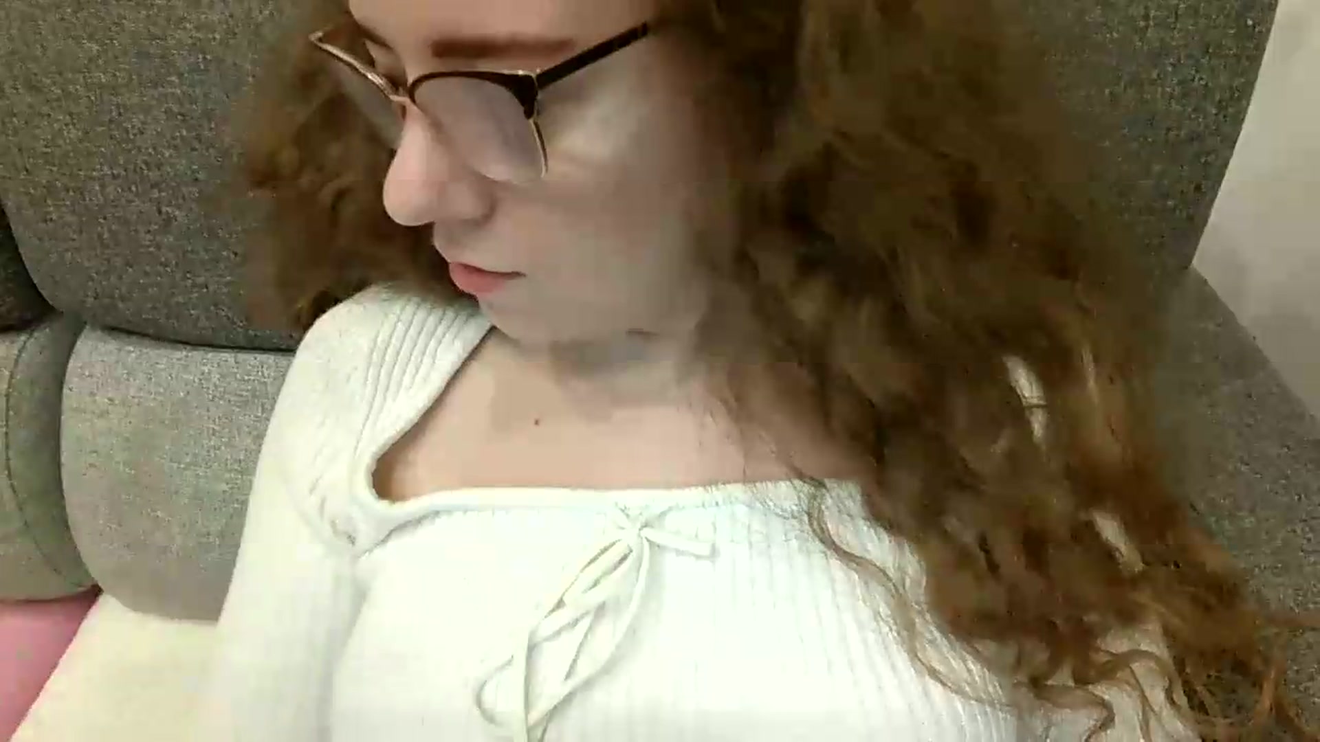 Gallery image thumbnail from BlueFlowerr's myfreecams stream on, 09/05/2026, 23:43 image 5 of 20