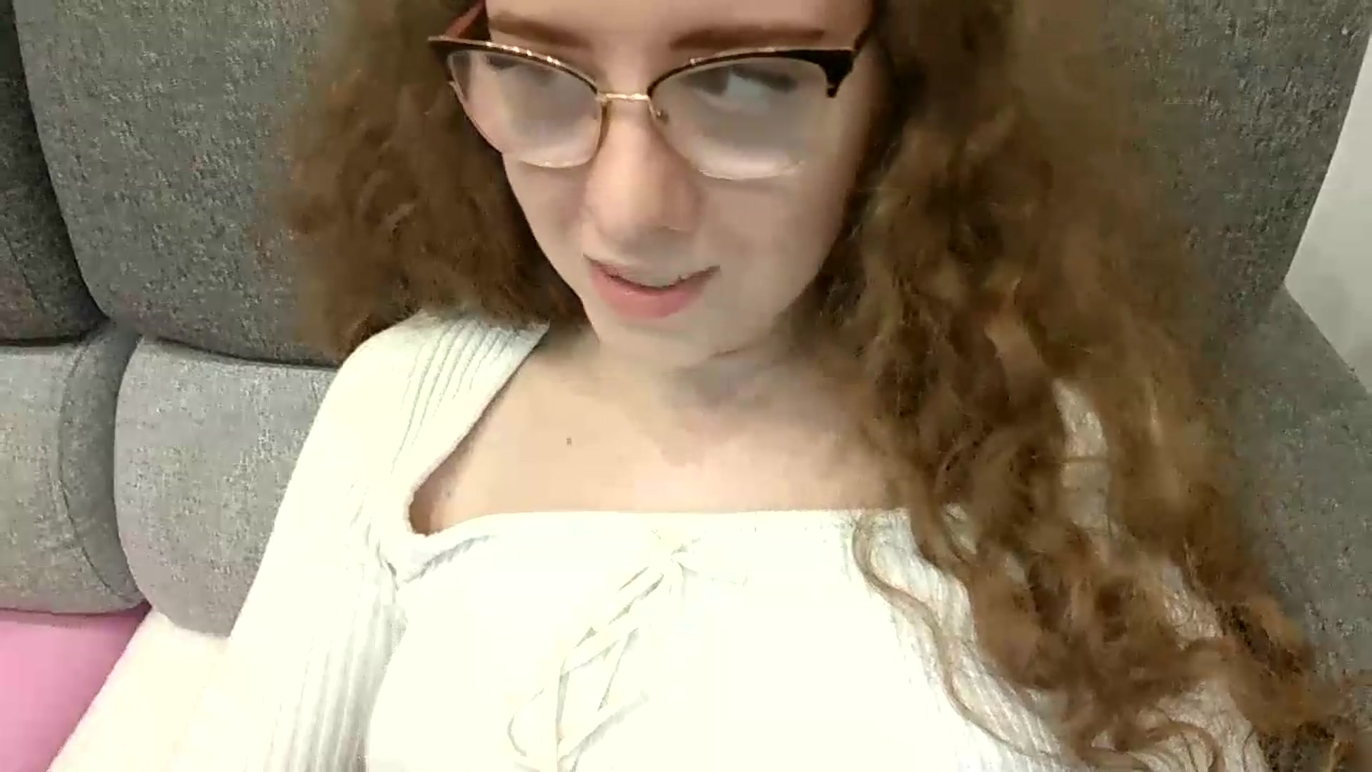 Gallery image thumbnail from BlueFlowerr's myfreecams stream on, 09/05/2026, 23:43 image 7 of 20