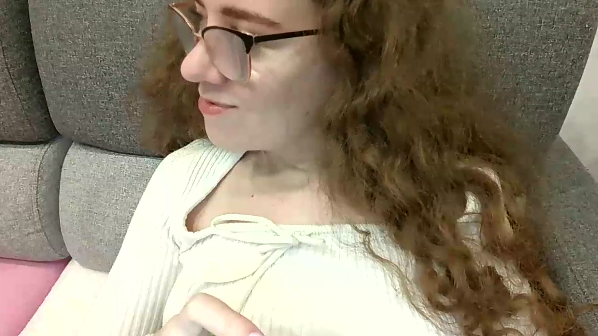Gallery image thumbnail from BlueFlowerr's myfreecams stream on, 09/05/2026, 23:43 image 9 of 20