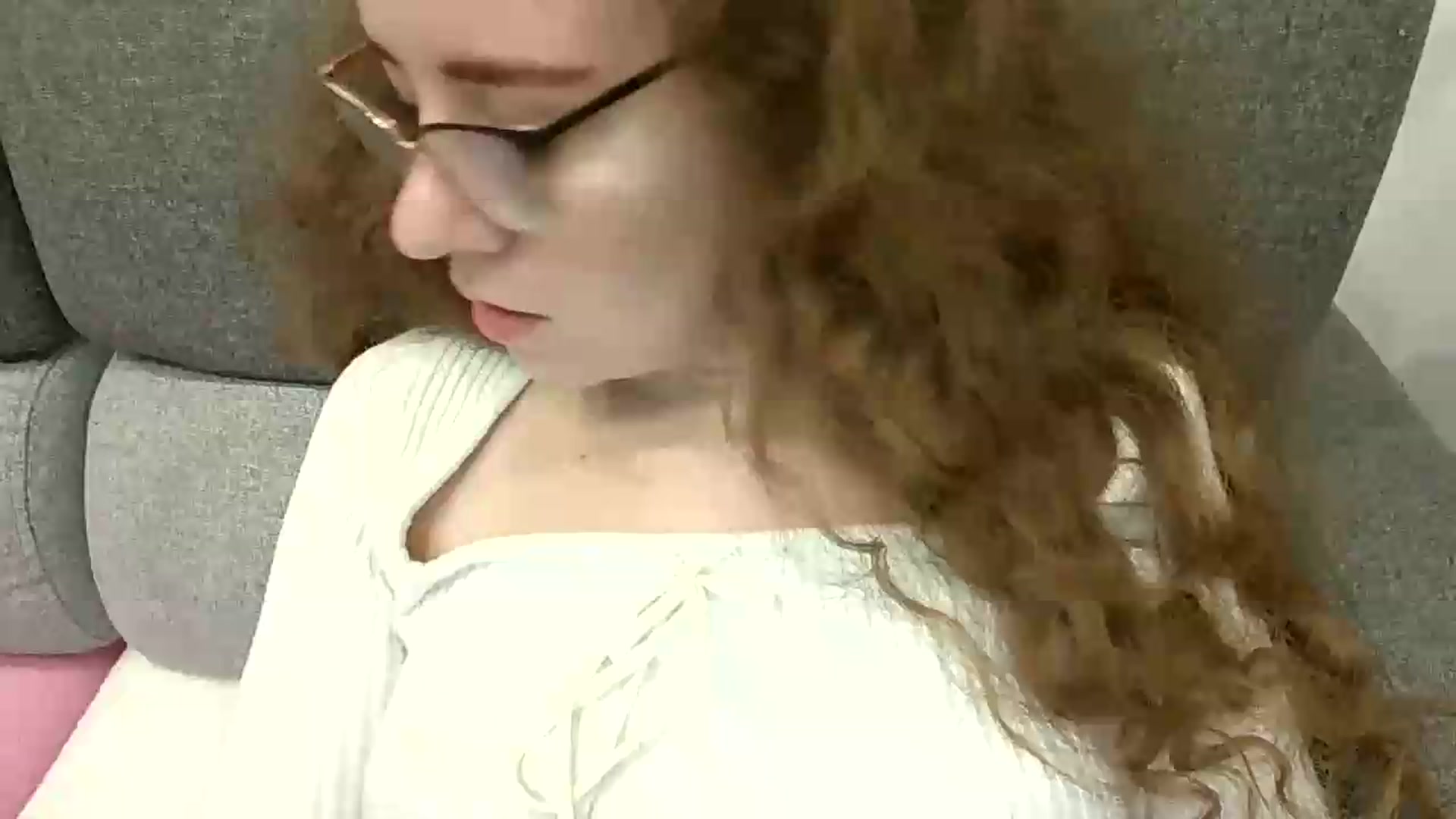 Gallery image thumbnail from BlueFlowerr's myfreecams stream on, 09/05/2026, 23:43 image 6 of 20