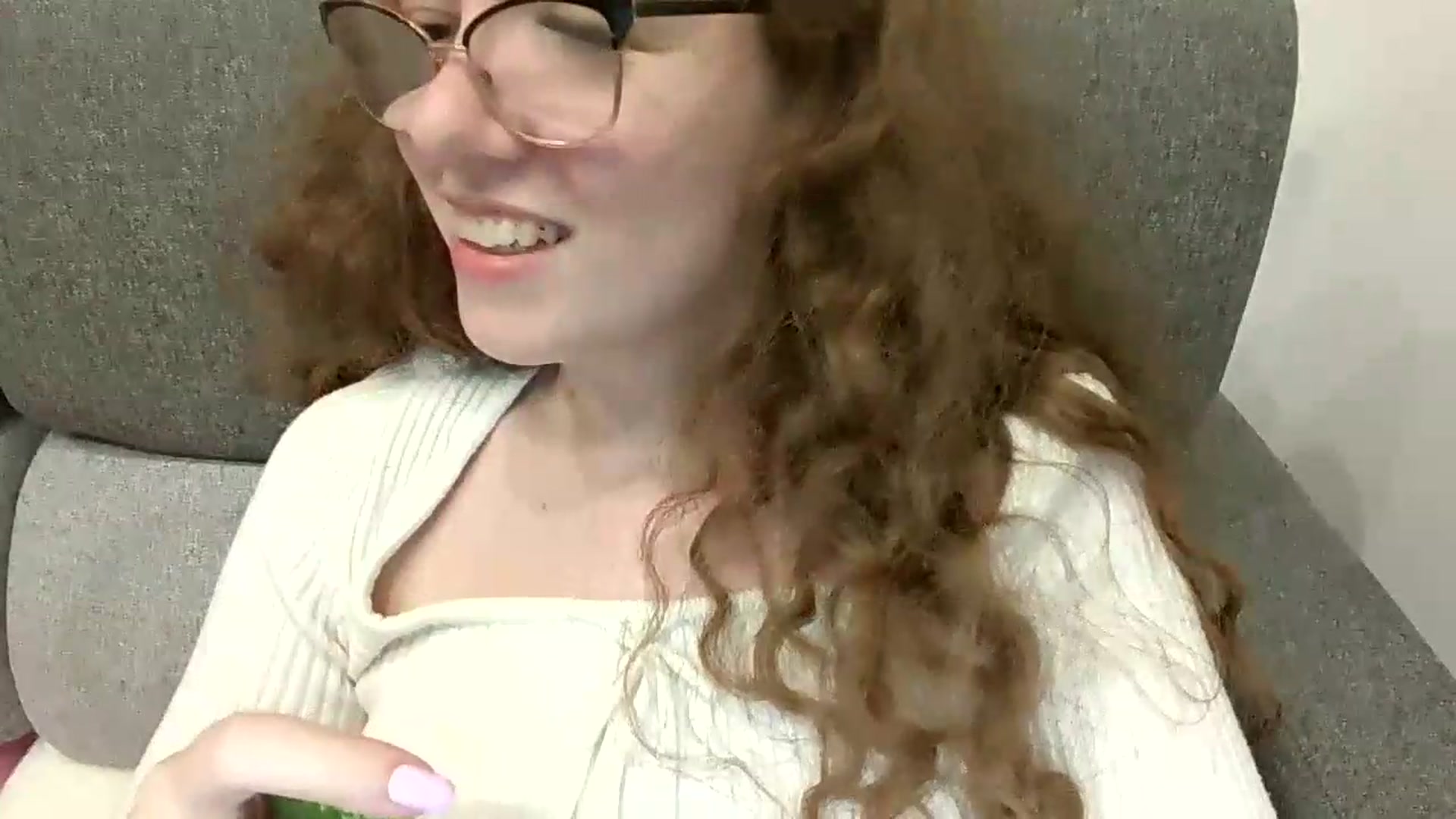 Gallery image thumbnail from BlueFlowerr's myfreecams stream on, 09/05/2026, 23:43 image 3 of 20