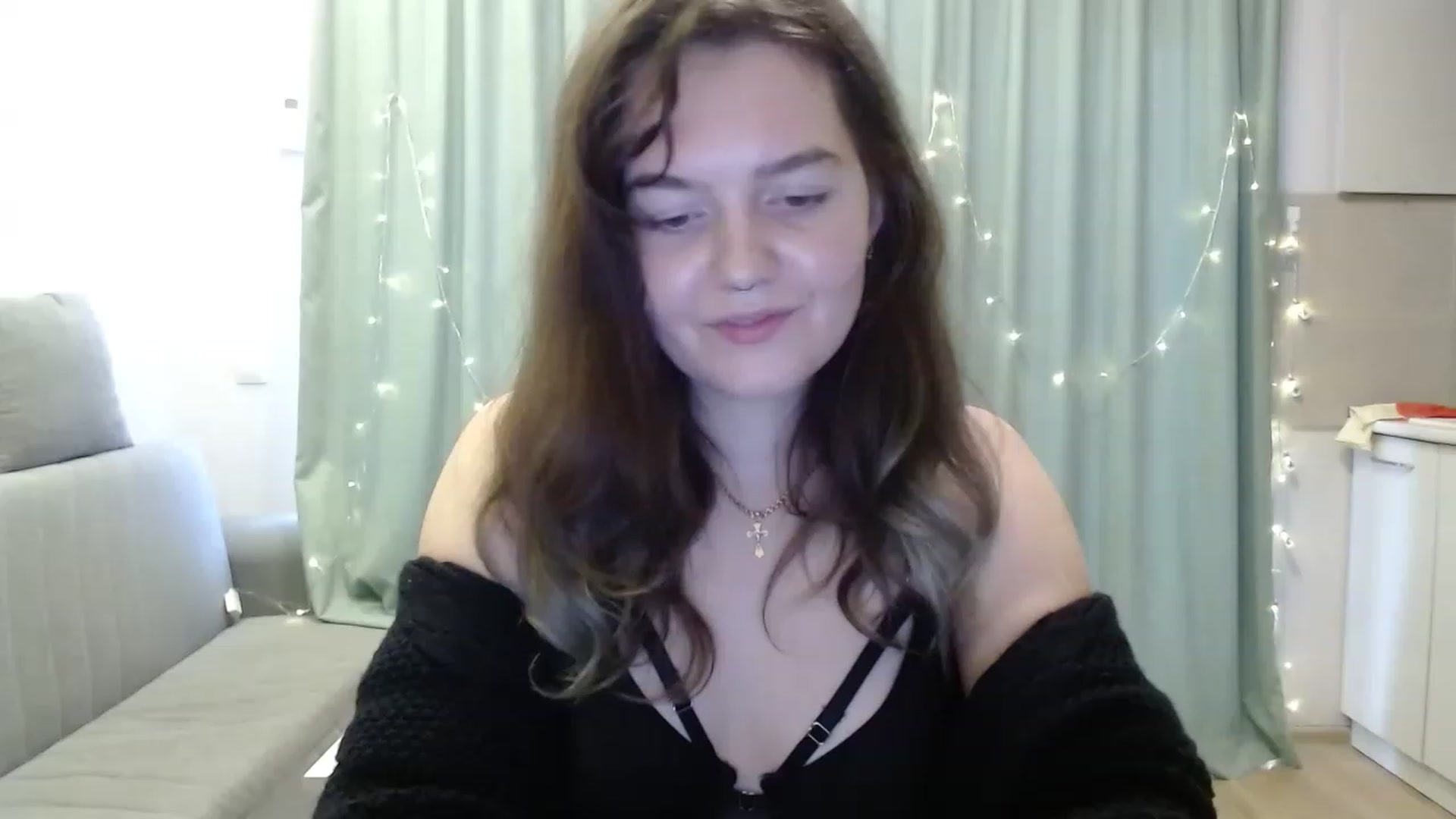 Gallery image thumbnail from BlueL1ghtning's myfreecams stream on, 11/27/2022, 13:44 image 13 of 20