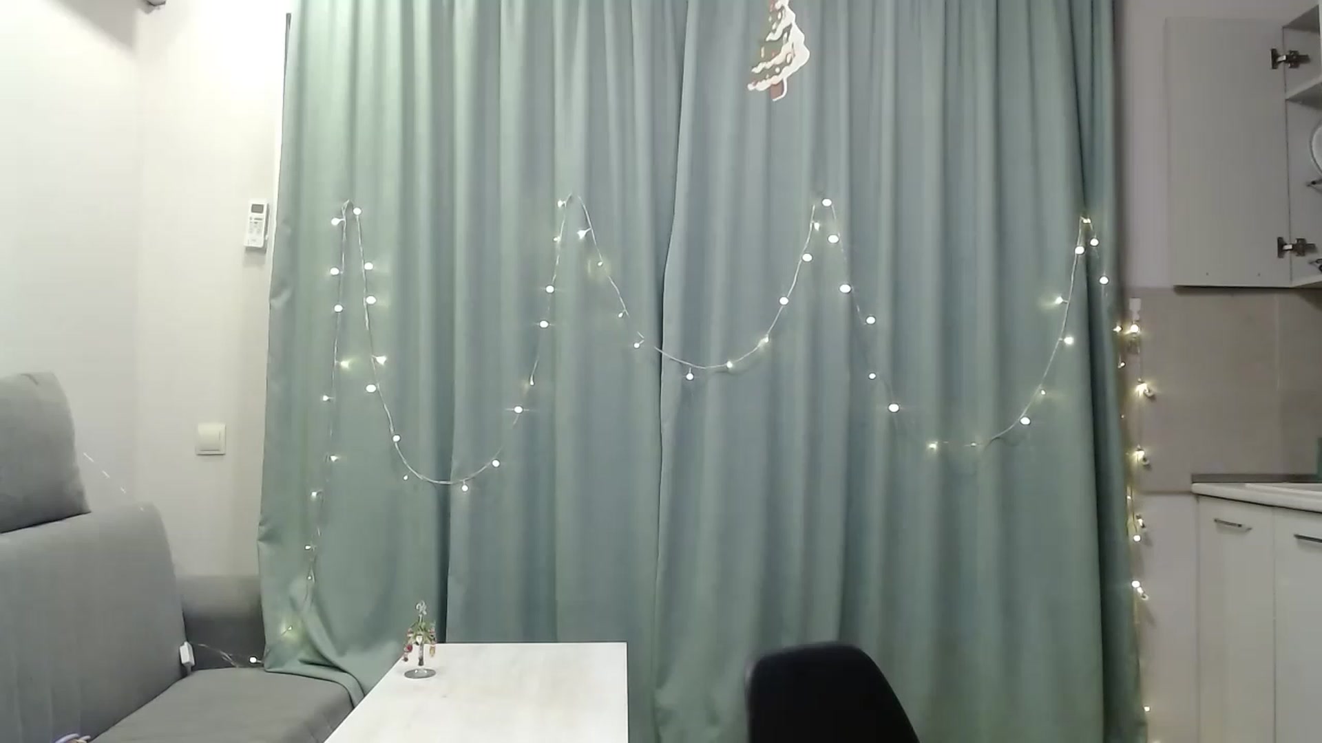 Gallery image thumbnail from BlueL1ghtning's myfreecams stream on, 11/27/2022, 16:22 image 14 of 20