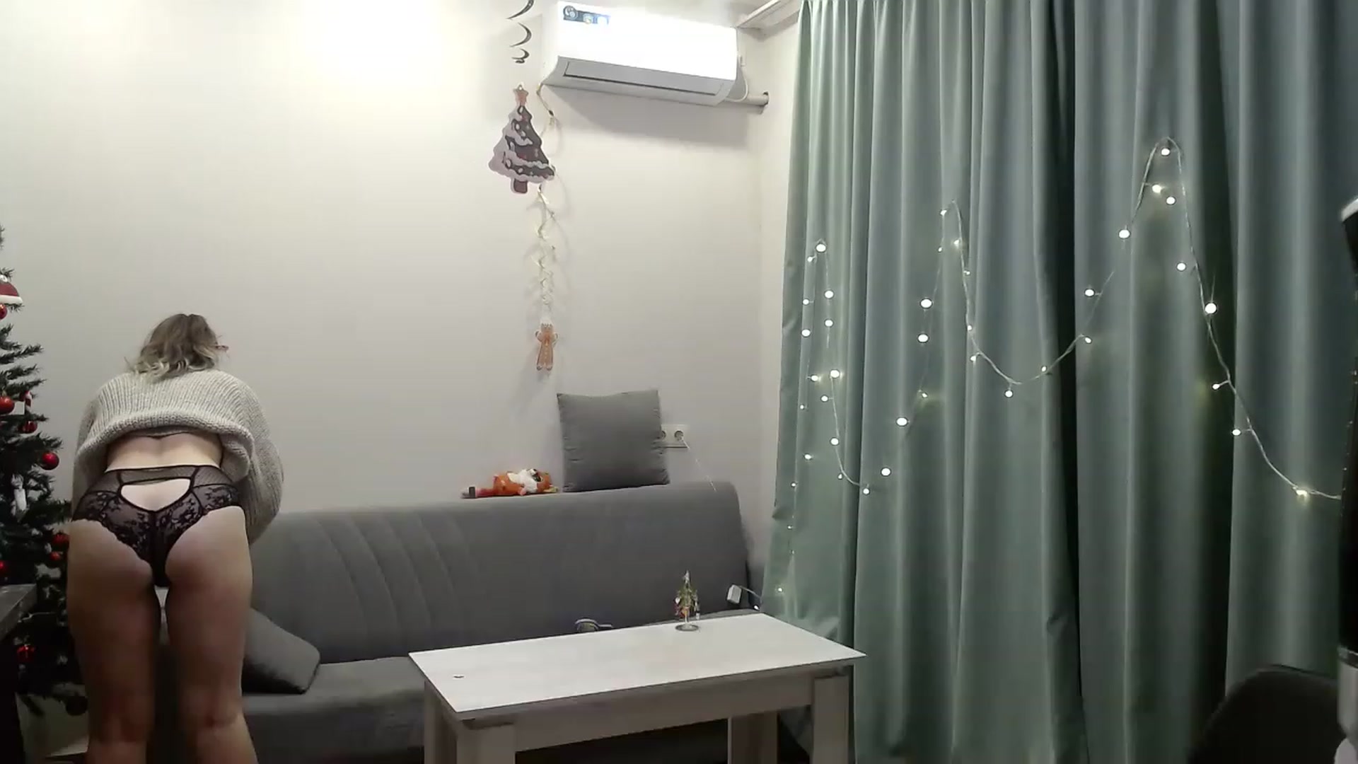 Gallery image thumbnail from BlueL1ghtning's myfreecams stream on, 11/27/2022, 19:04 image 4 of 20