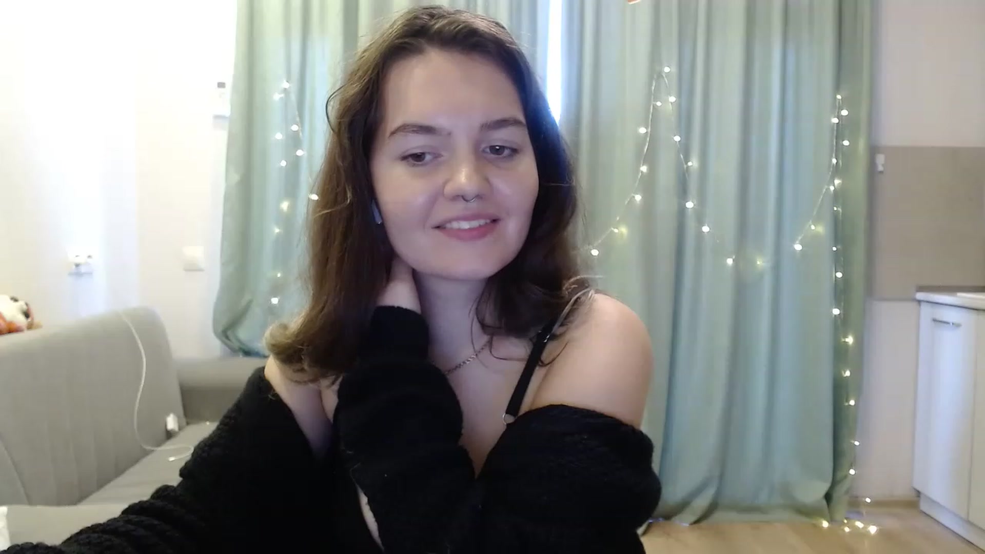 Gallery image thumbnail from BlueL1ghtning's myfreecams stream on, 11/29/2022, 13:08 image 20 of 20