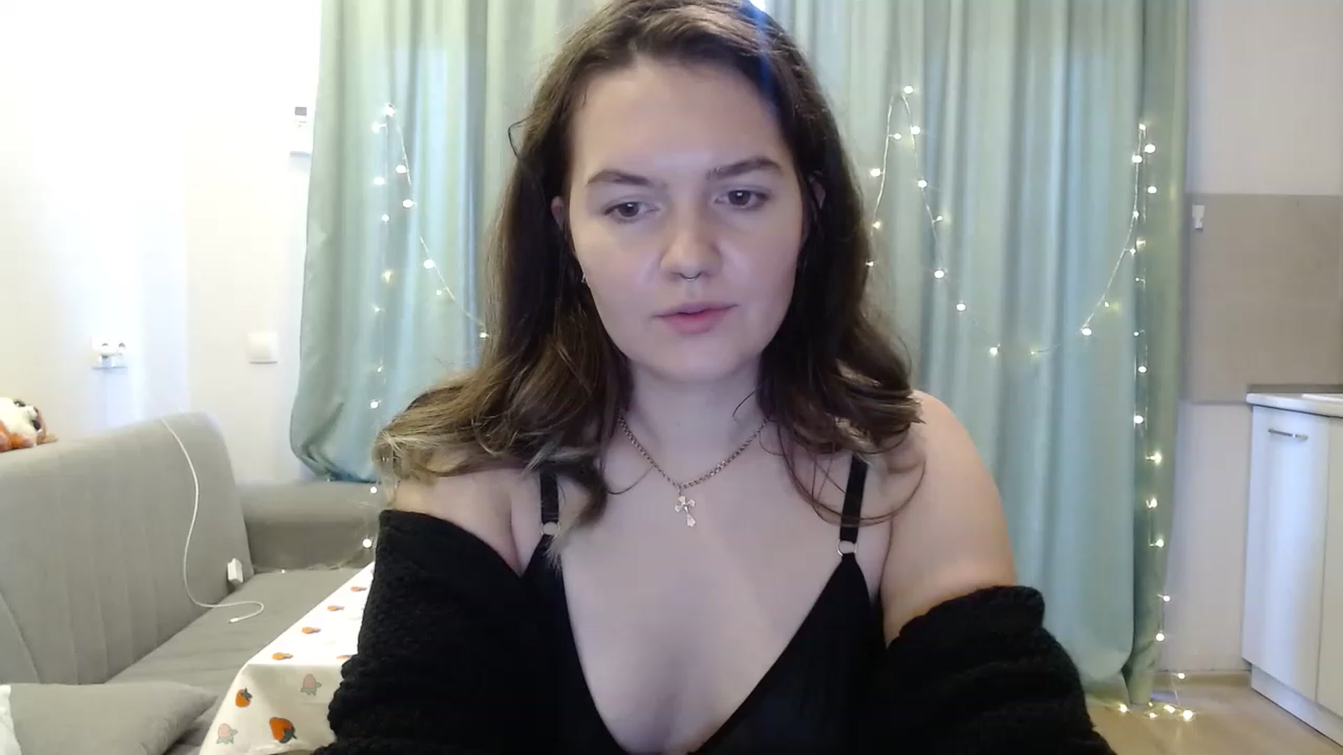Gallery image thumbnail from BlueL1ghtning's myfreecams stream on, 11/29/2022, 13:08 image 18 of 20