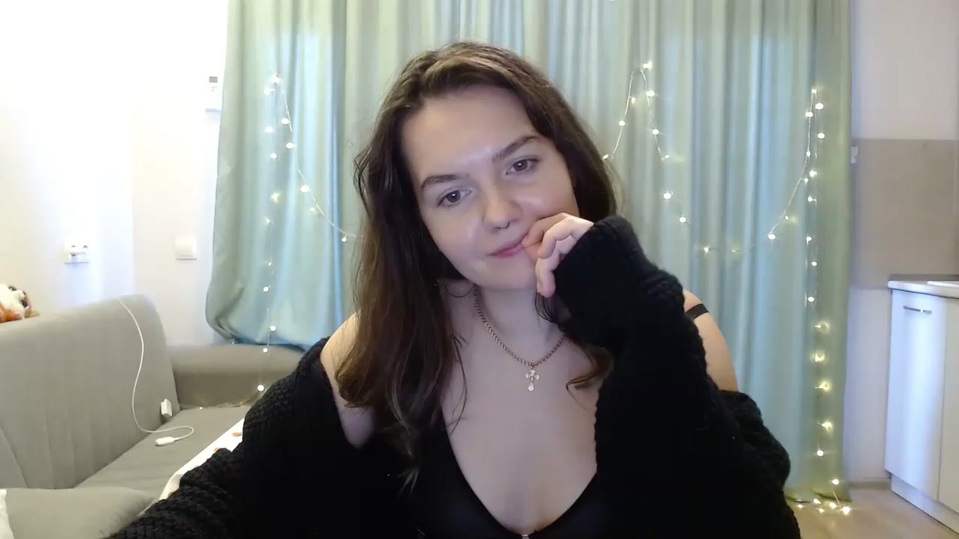 Gallery image thumbnail from BlueL1ghtning's myfreecams stream on, 11/29/2022, 13:08 image 11 of 20