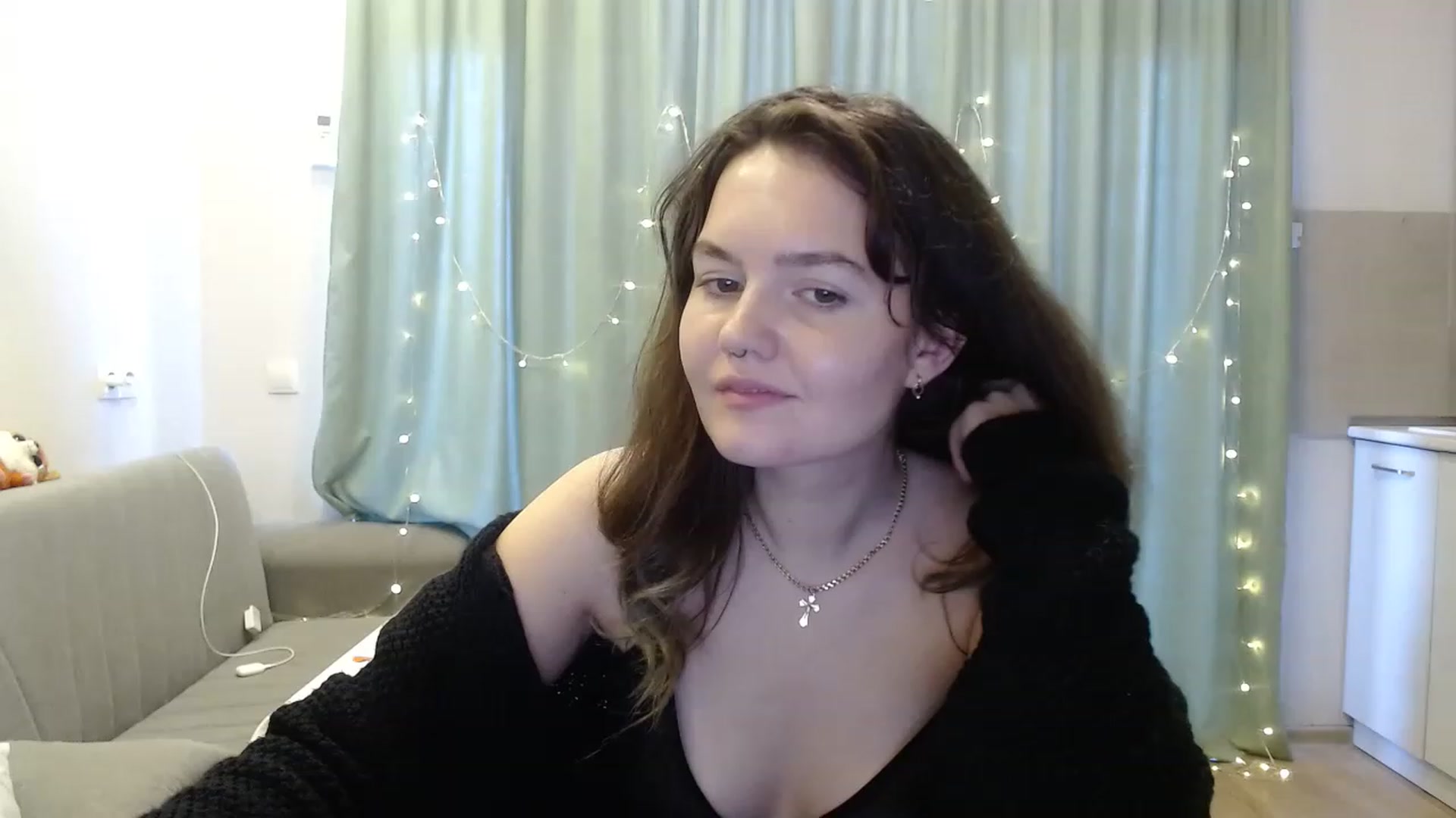 Gallery image thumbnail from BlueL1ghtning's myfreecams stream on, 11/29/2022, 13:08 image 13 of 20