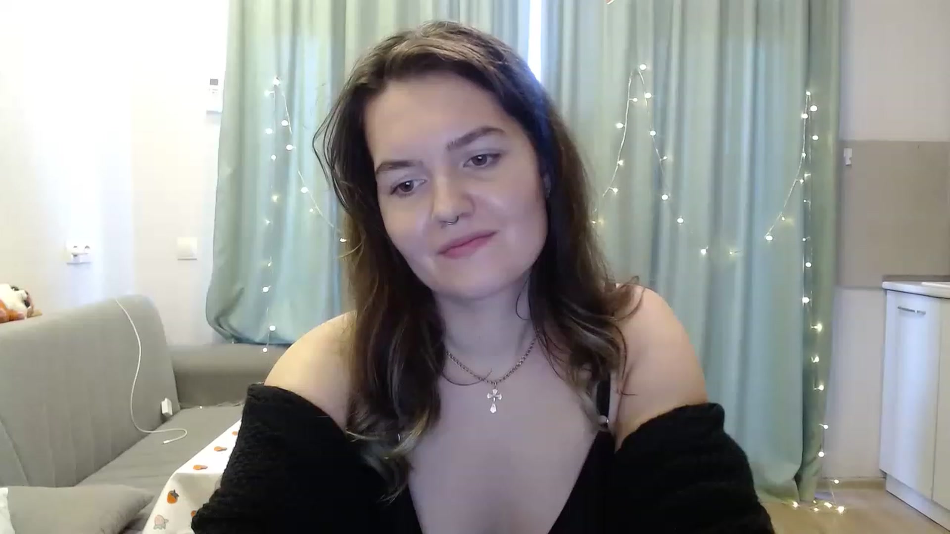 Gallery image thumbnail from BlueL1ghtning's myfreecams stream on, 11/29/2022, 13:08 image 19 of 20