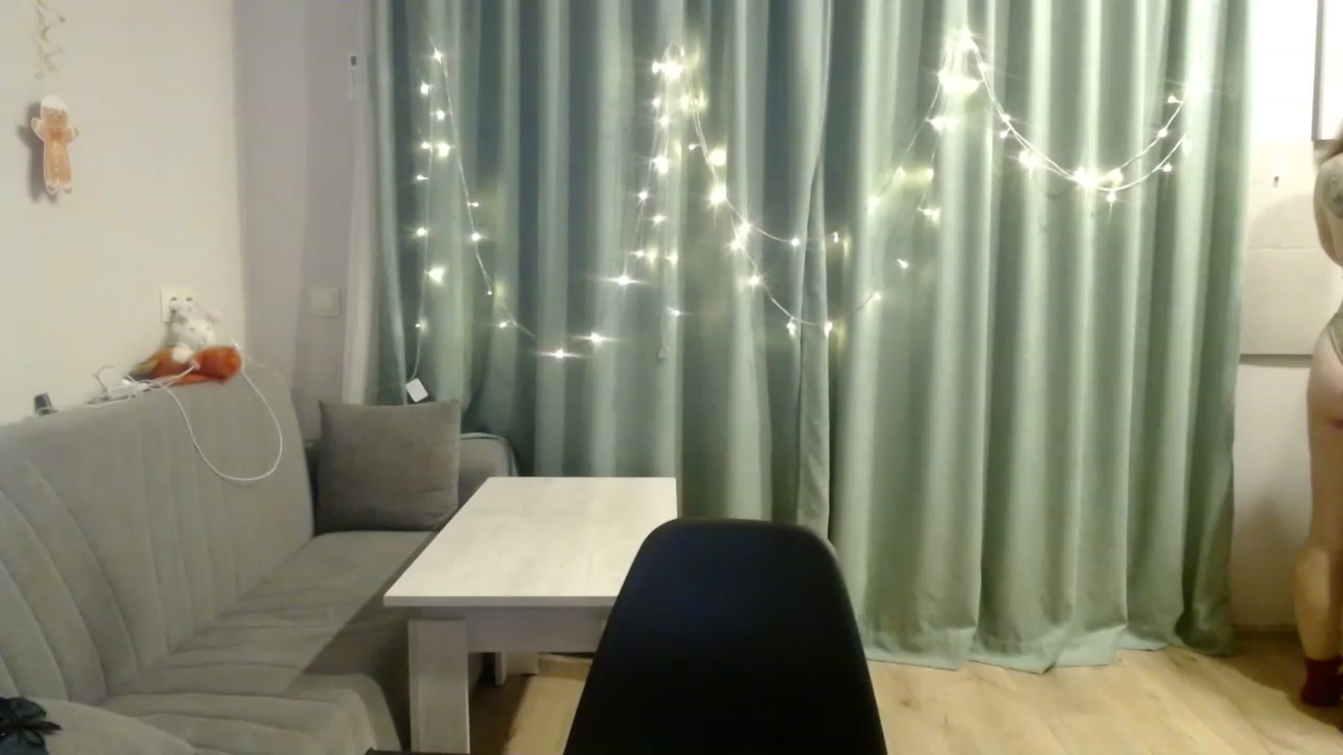 Gallery image thumbnail from BlueL1ghtning's myfreecams stream on, 12/04/2022, 14:41 image 13 of 20