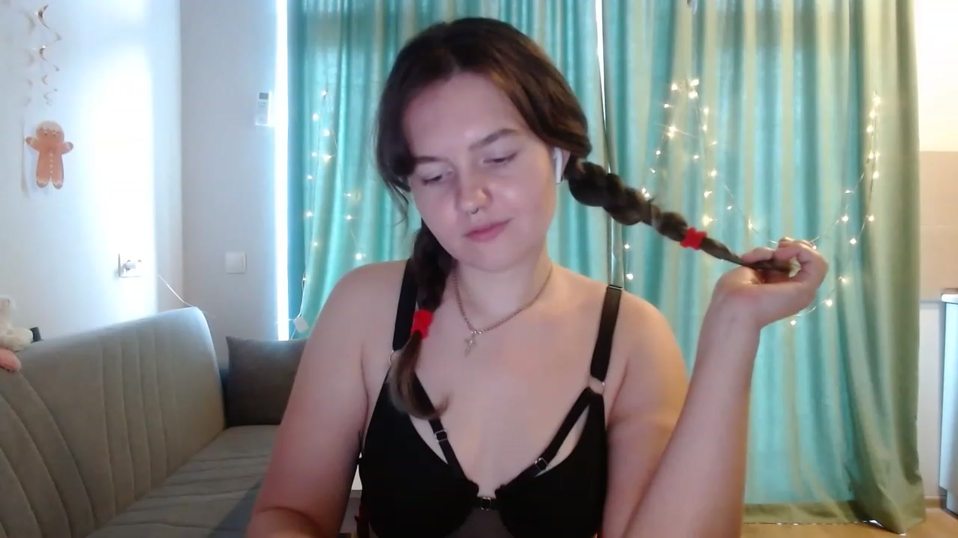 Gallery image thumbnail from BlueL1ghtning's myfreecams stream on, 12/05/2022, 10:59 image 5 of 20