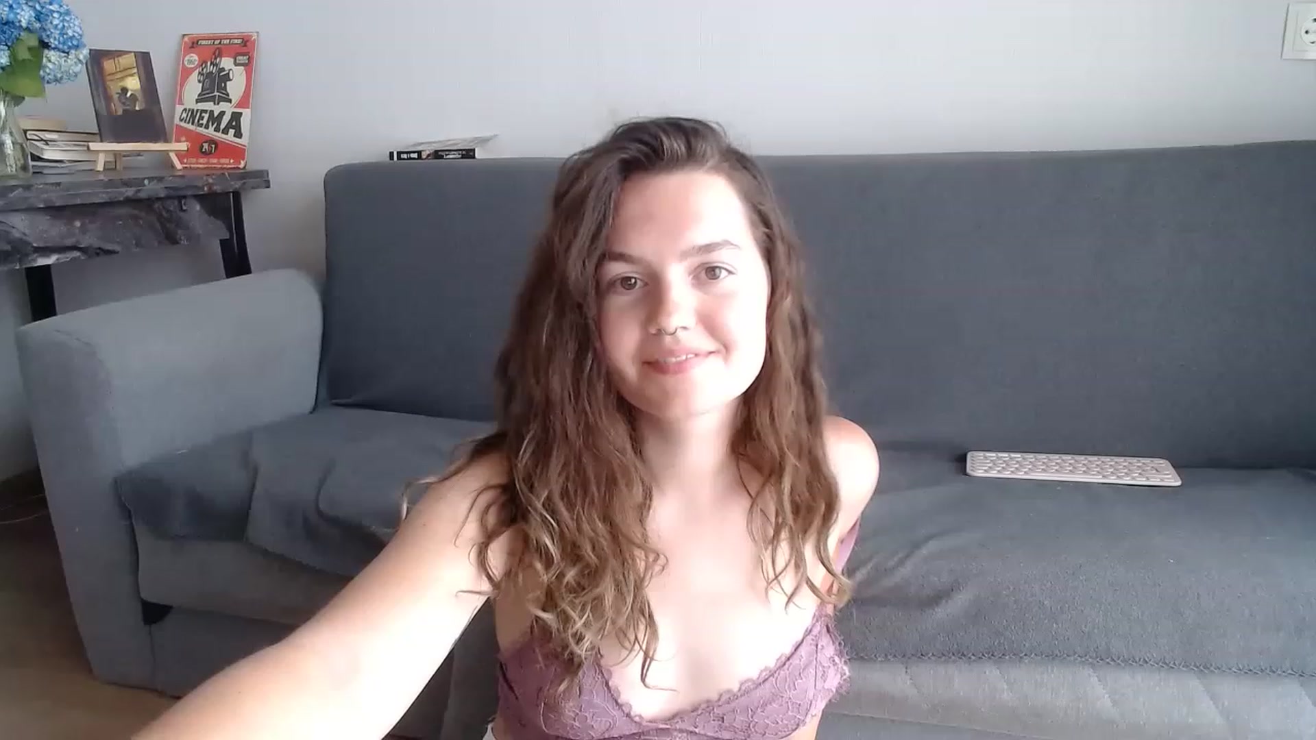 Gallery image thumbnail from BlueL1ghtning's myfreecams stream on, 06/13/2023, 14:14 image 7 of 20