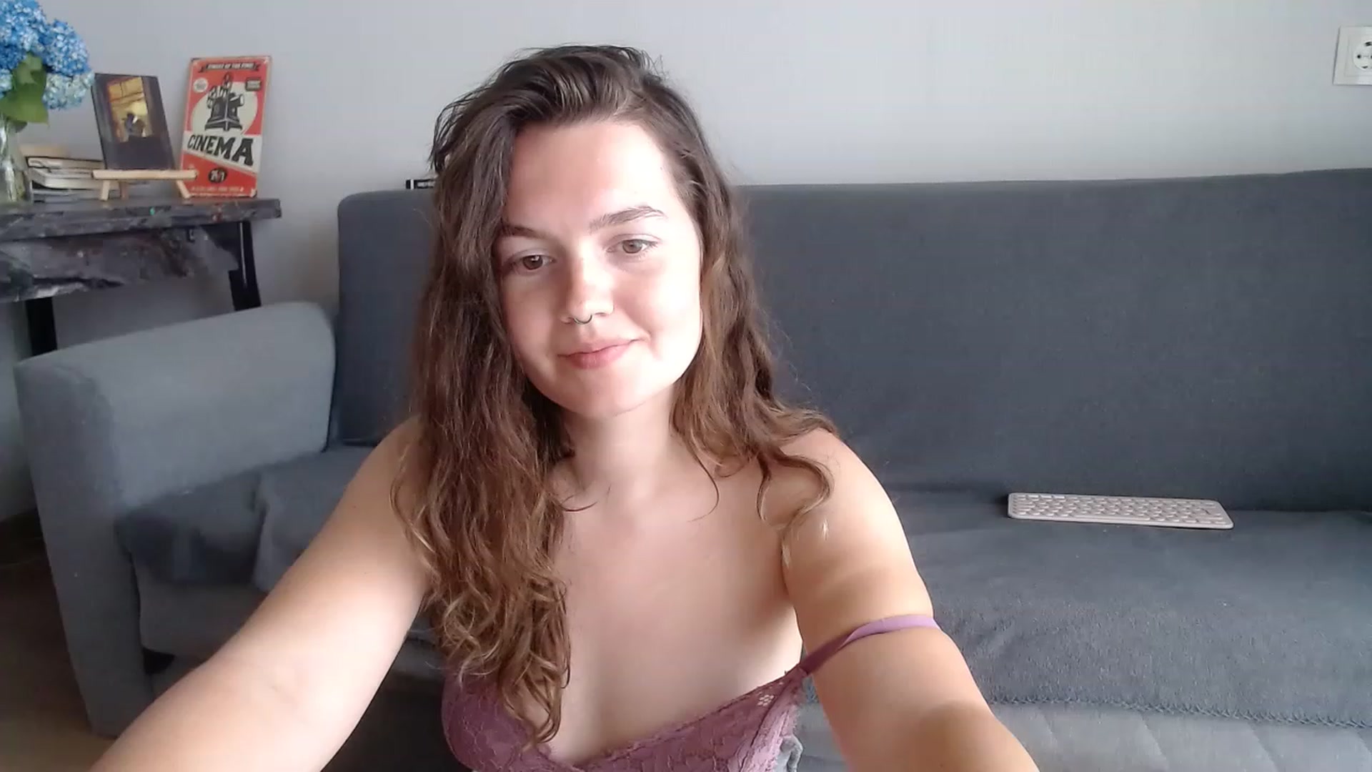 Gallery image thumbnail from BlueL1ghtning's myfreecams stream on, 06/13/2023, 14:14 image 1 of 20
