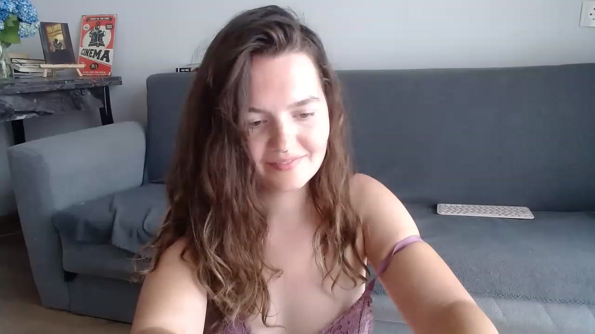 Gallery image thumbnail from BlueL1ghtning's myfreecams stream on, 06/13/2023, 14:14 image 6 of 20
