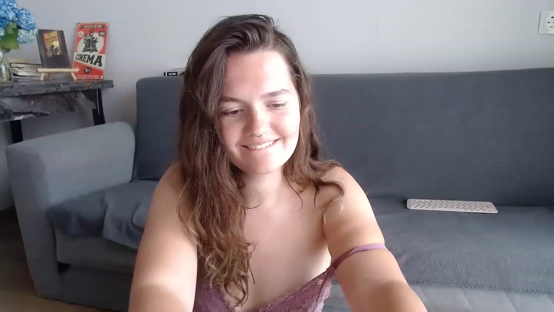 Gallery image thumbnail from BlueL1ghtning's myfreecams stream on, 06/13/2023, 14:14 image 2 of 20