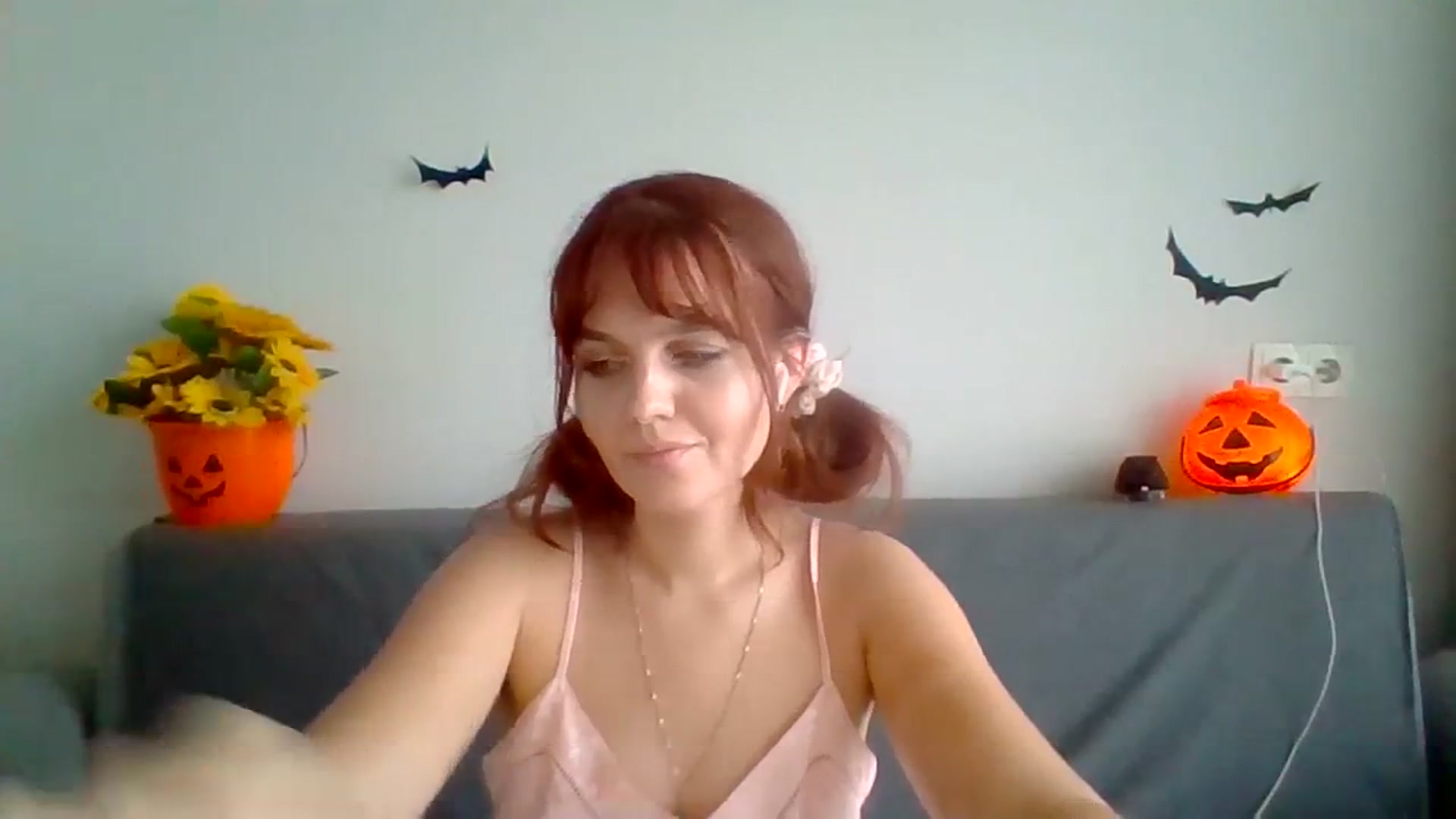 Gallery image thumbnail from BlueL1ghtning's myfreecams stream on, 10/16/2023, 13:26 image 2 of 20